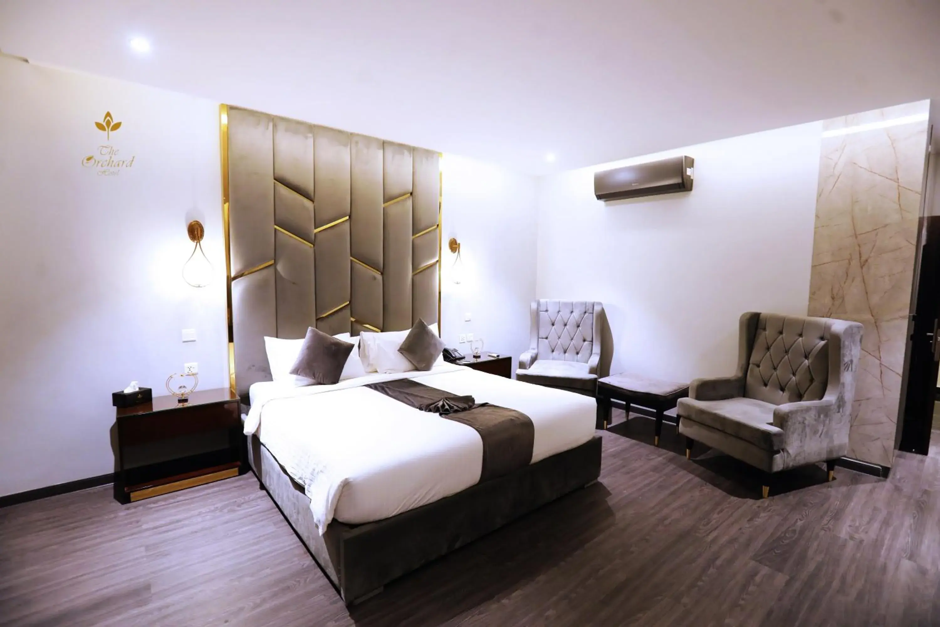 Superior King Room in The Orchard Hotel Lahore Superior King Room in The Orchard Hotel Lahore