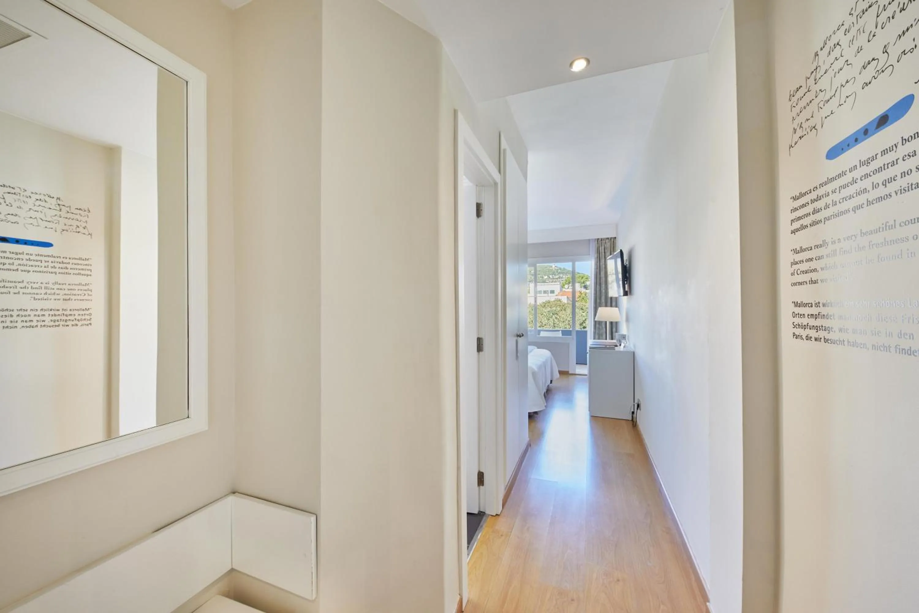 Bathroom in Hotel Joan Miró Museum