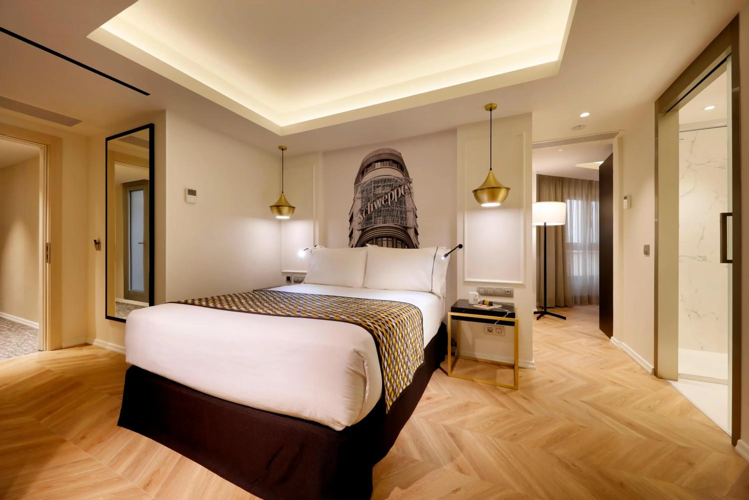 Photo of the whole room, Bed in Eurostars Madrid Gran Vía