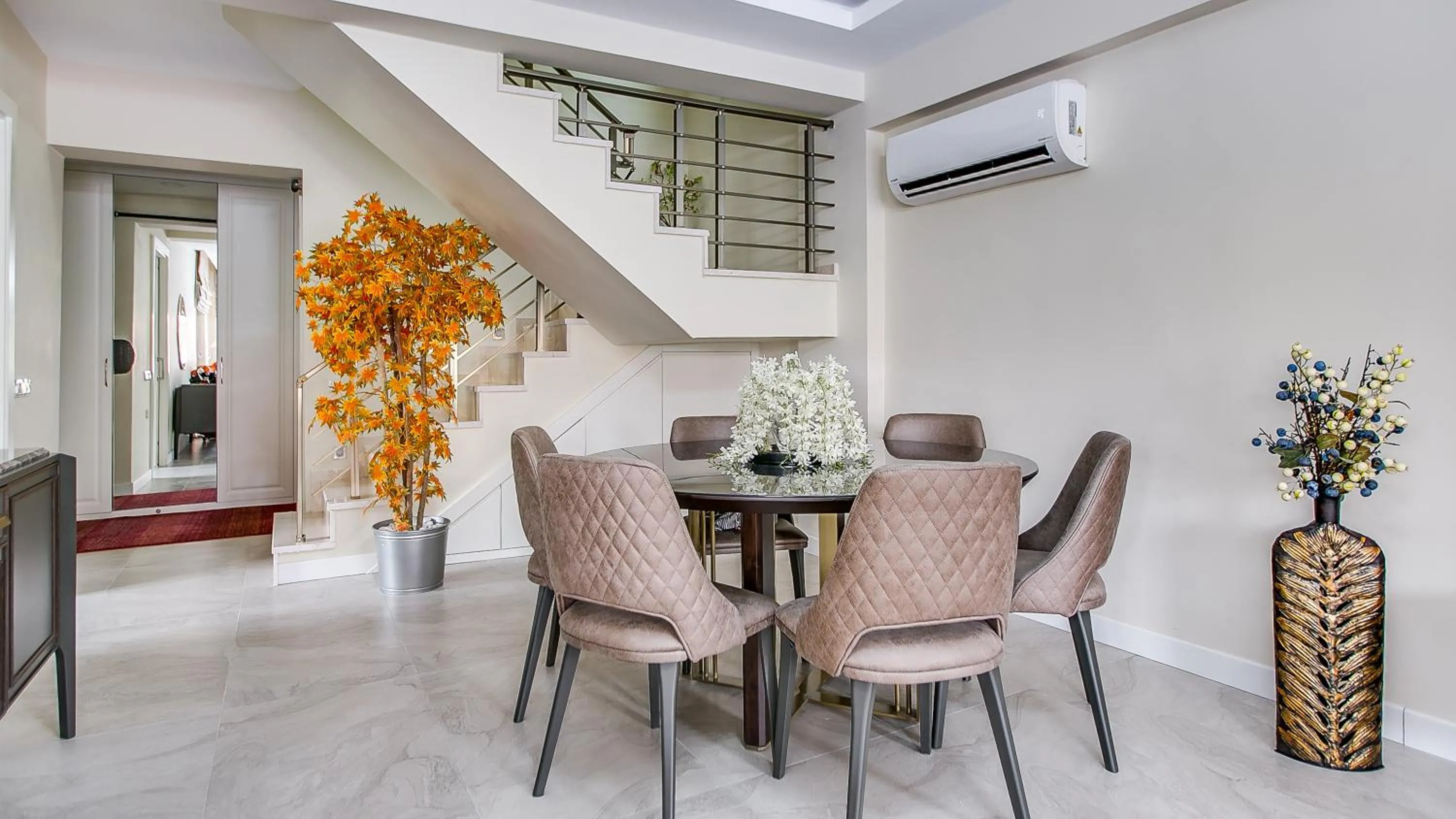 Living room in Paradise Town Villa Majesty