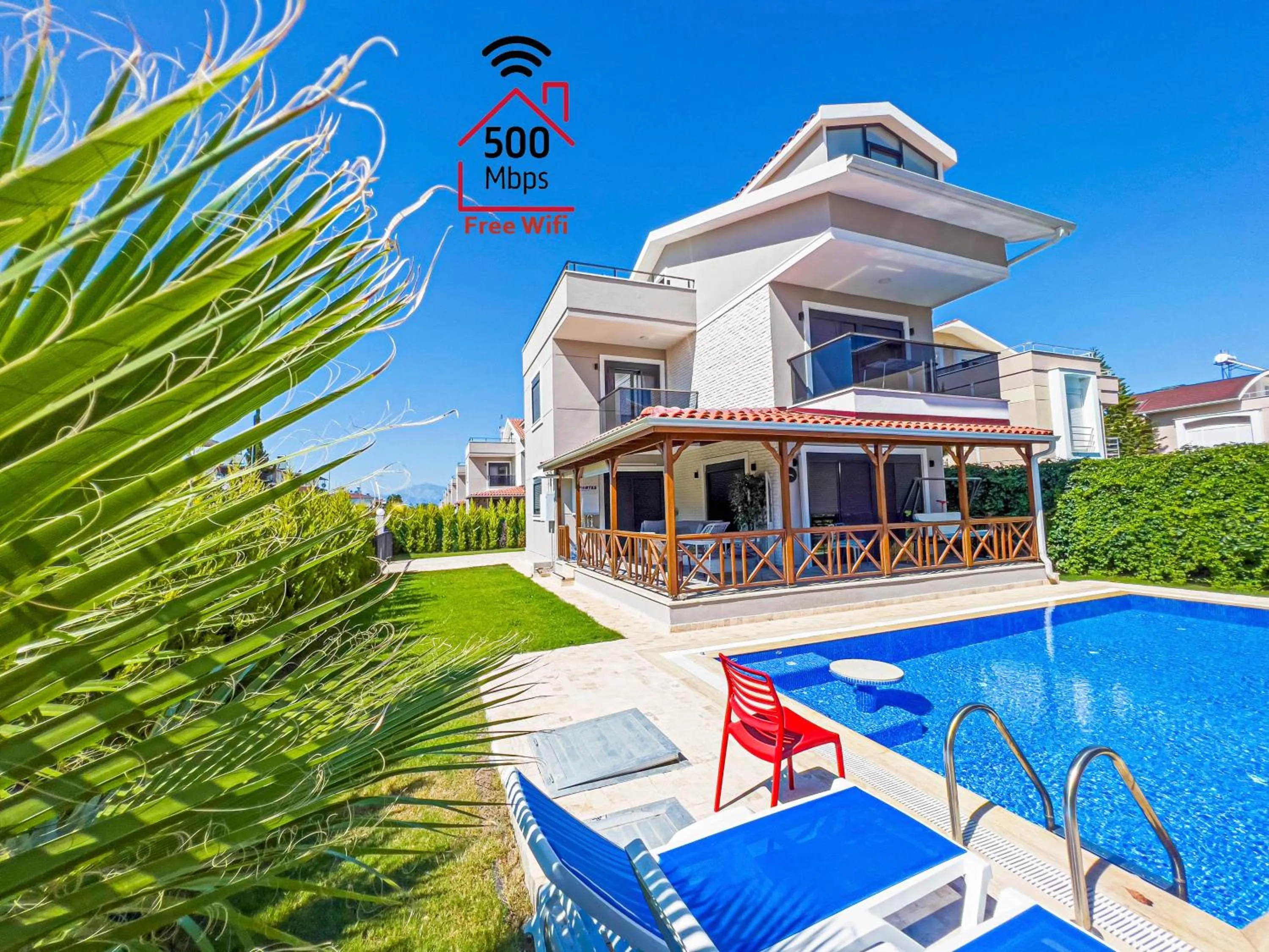 Property building in Paradise Town Villa Majesty