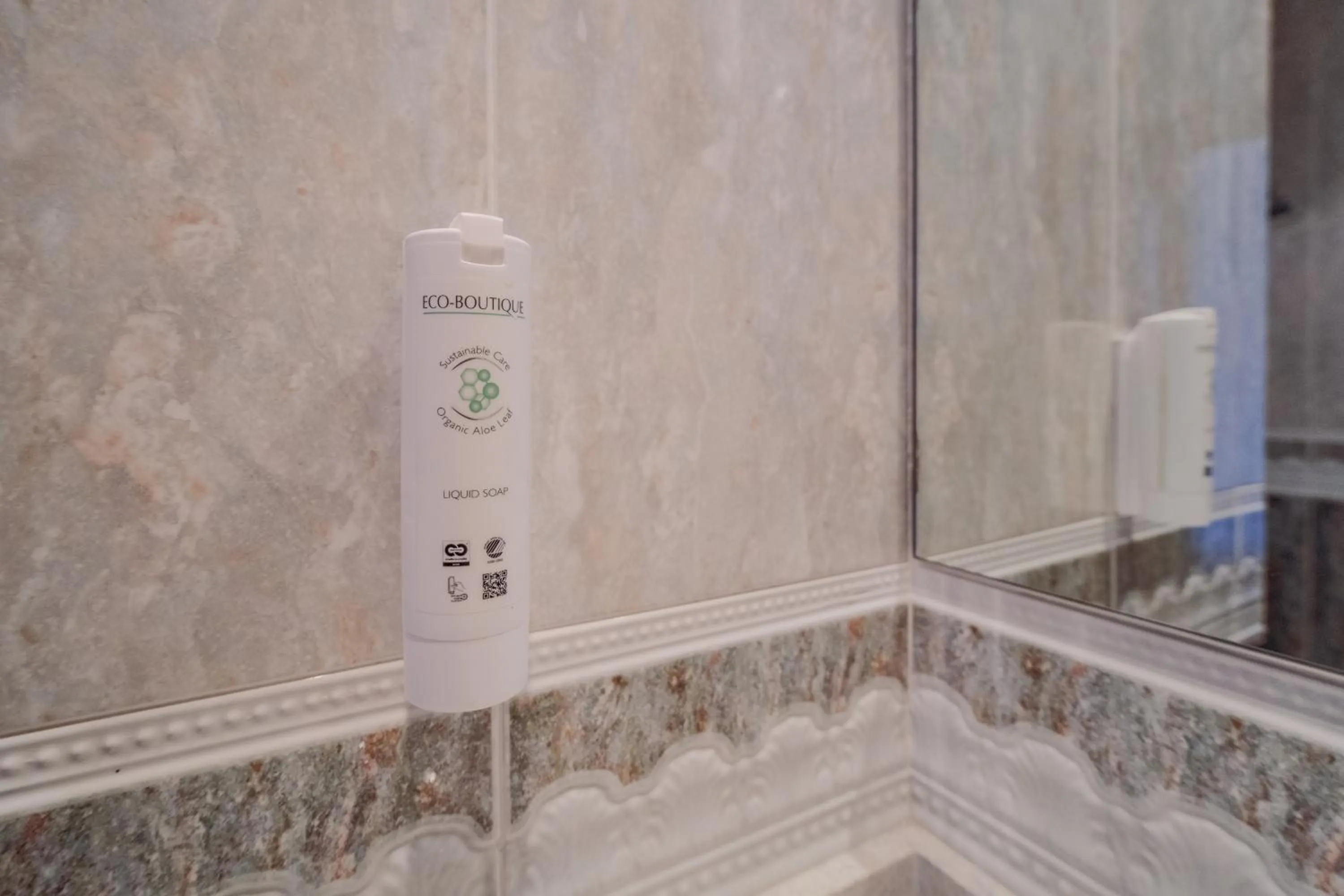 Bathroom in Hotel ITC Ciudad de Haro