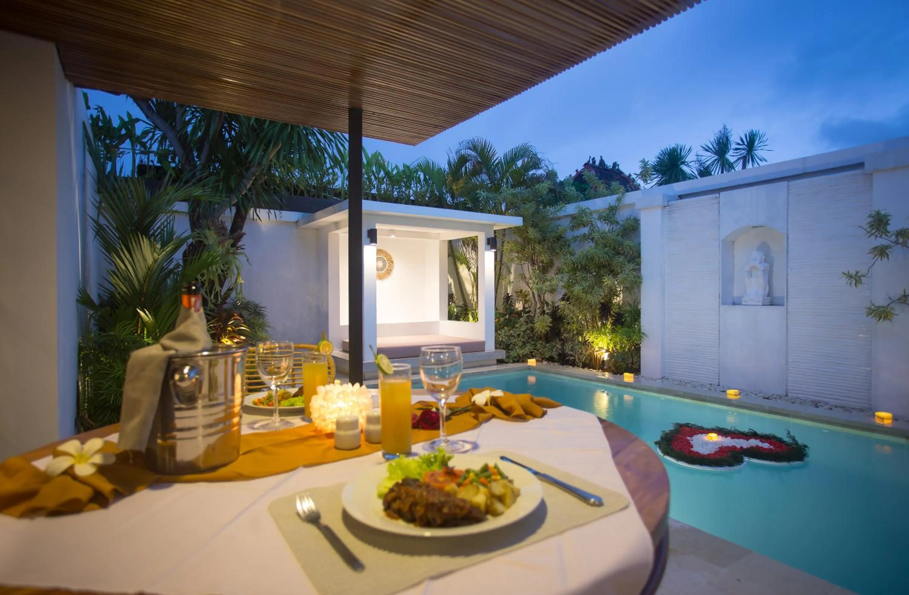 Food and drinks in The Kon's Villa Bali Seminyak