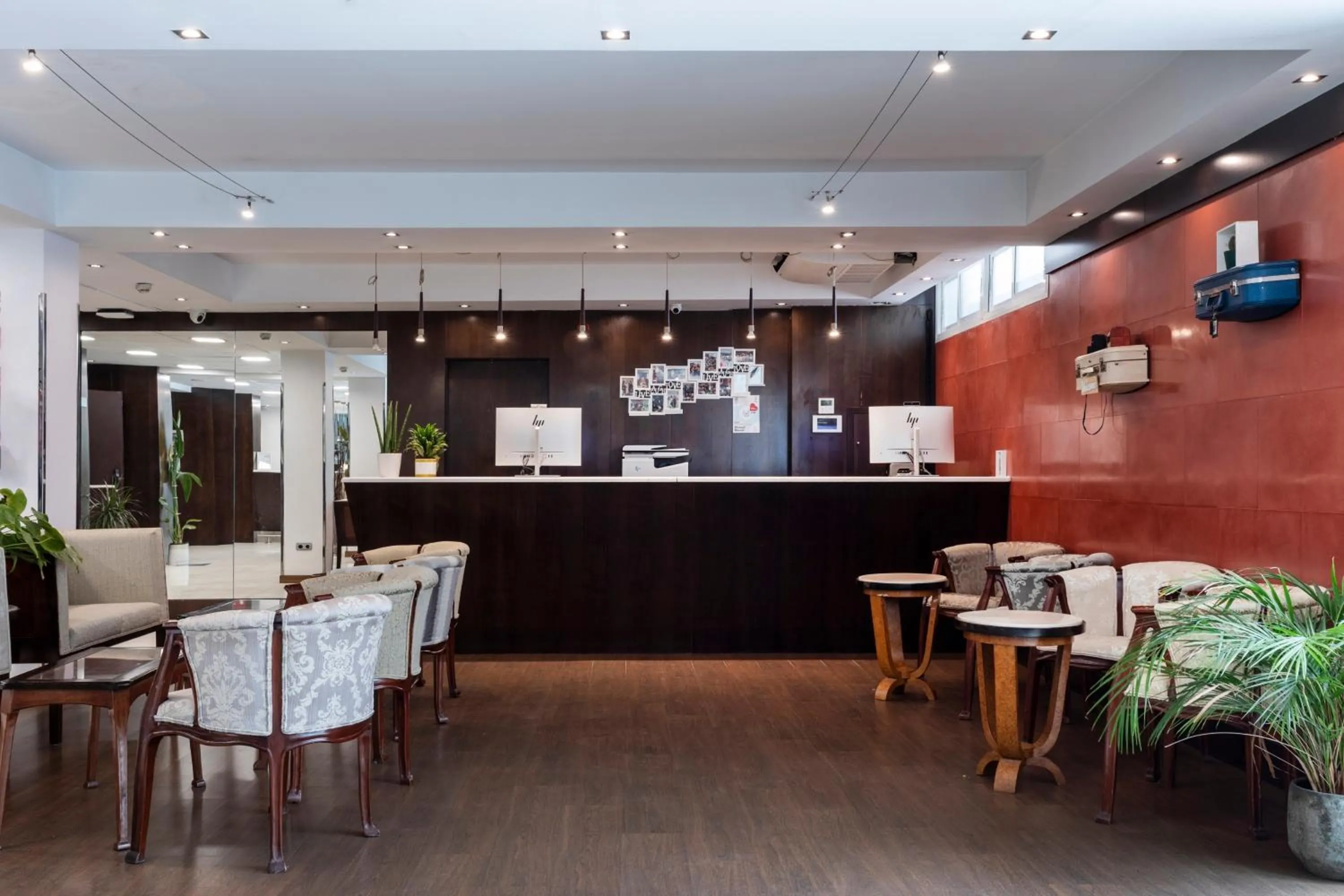 Lobby or reception in Petit Palace Arturo Soria Alcalá