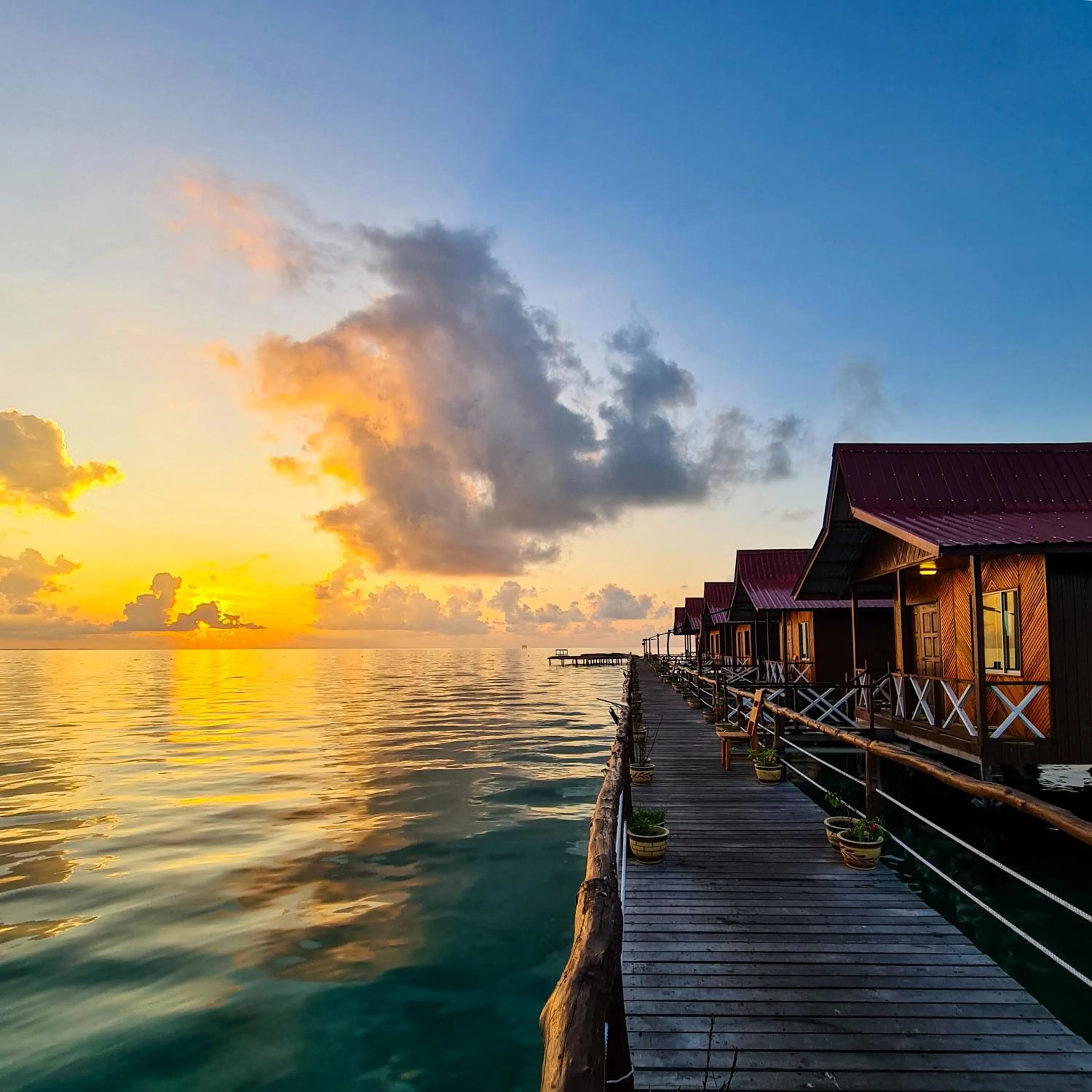 Sunset in Pavalintang Resort