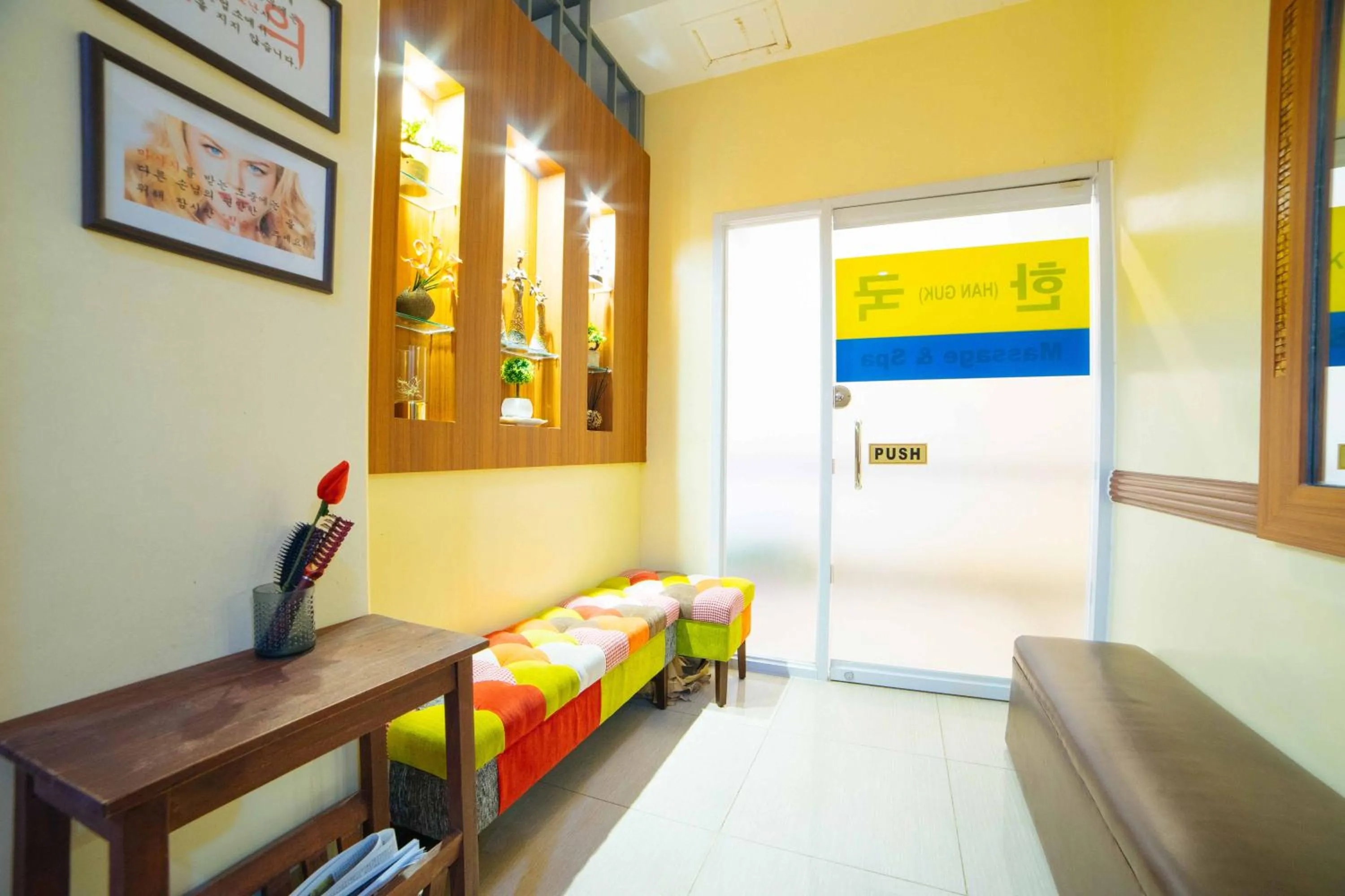 Spa and wellness centre/facilities in Hotel Vanna Angeles City Pampanga by RedDoorz