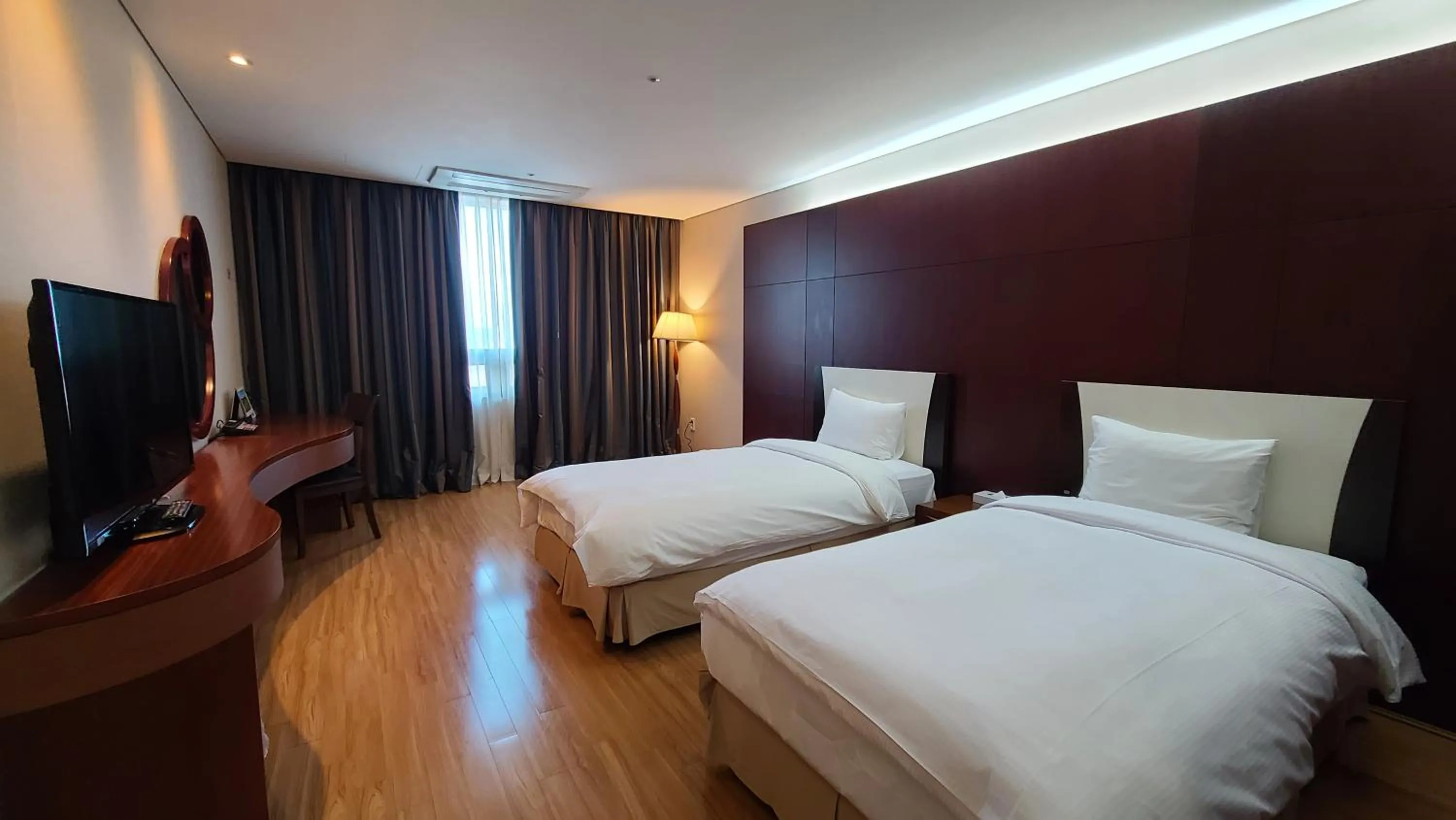 Bed in Sun Valley Hotel