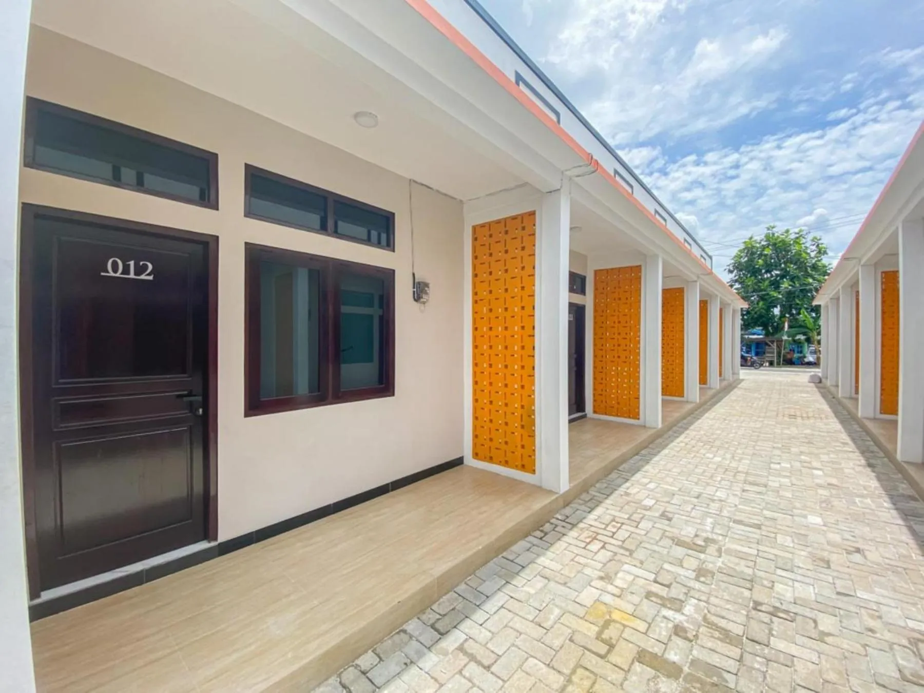 Property building in RedDoorz Plus at Orange Diponogoro Palangkaraya