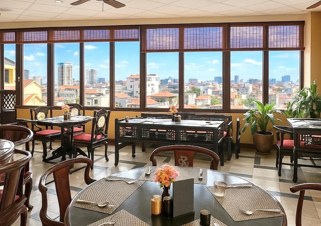 Restaurant/places to eat in Hanoi Lion Boutique Hotel & Spa