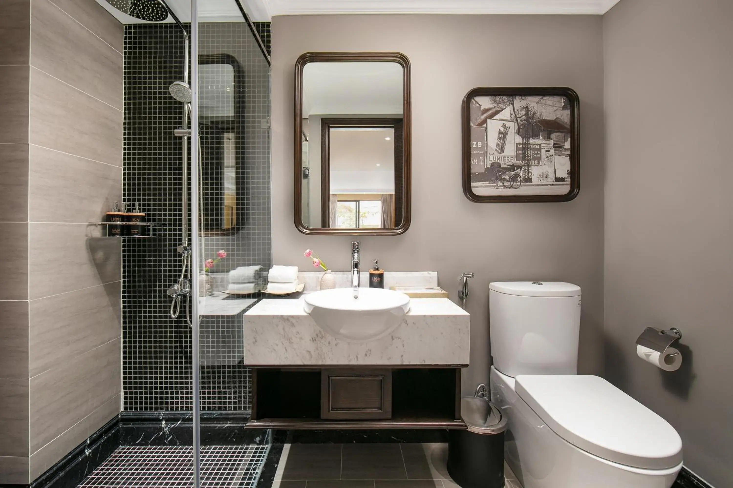 Family Suite with Balcony in Hanoi Lion Boutique Hotel & Spa Family Suite with Balcony in Hanoi Lion Boutique Hotel & Spa