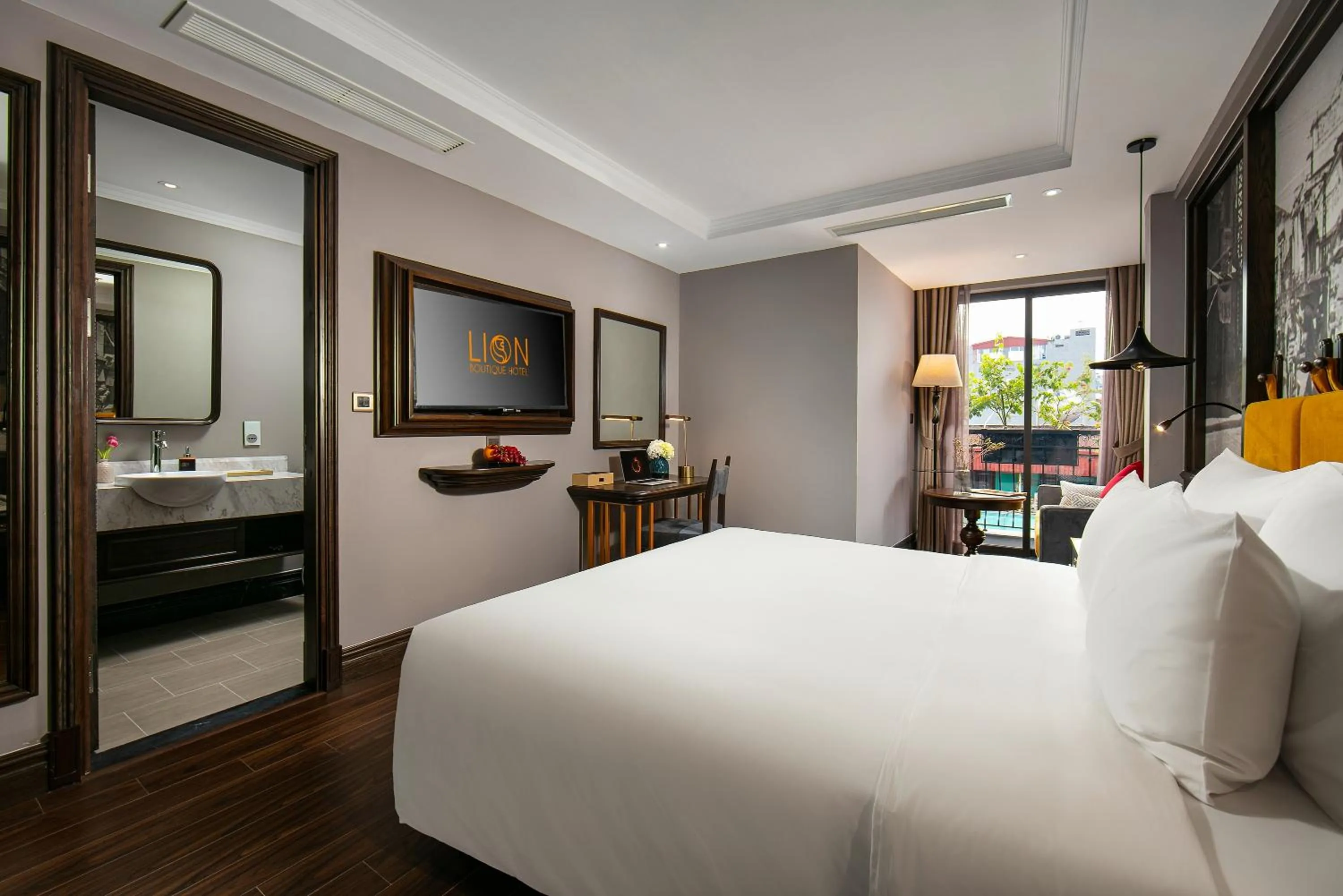 Bed in Hanoi Lion Boutique Hotel & Spa