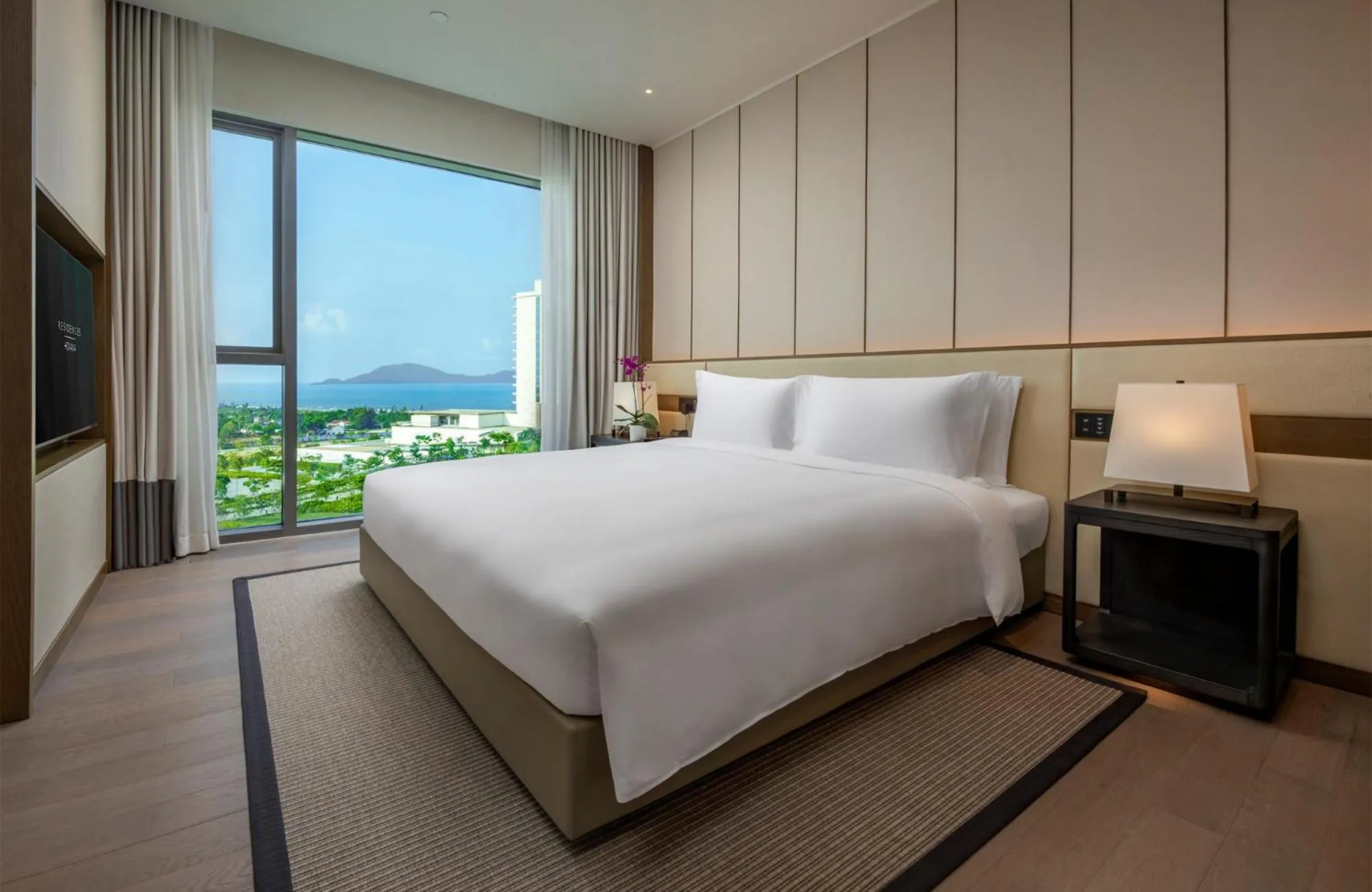 View (from property/room), Bed in Hoiana Residences