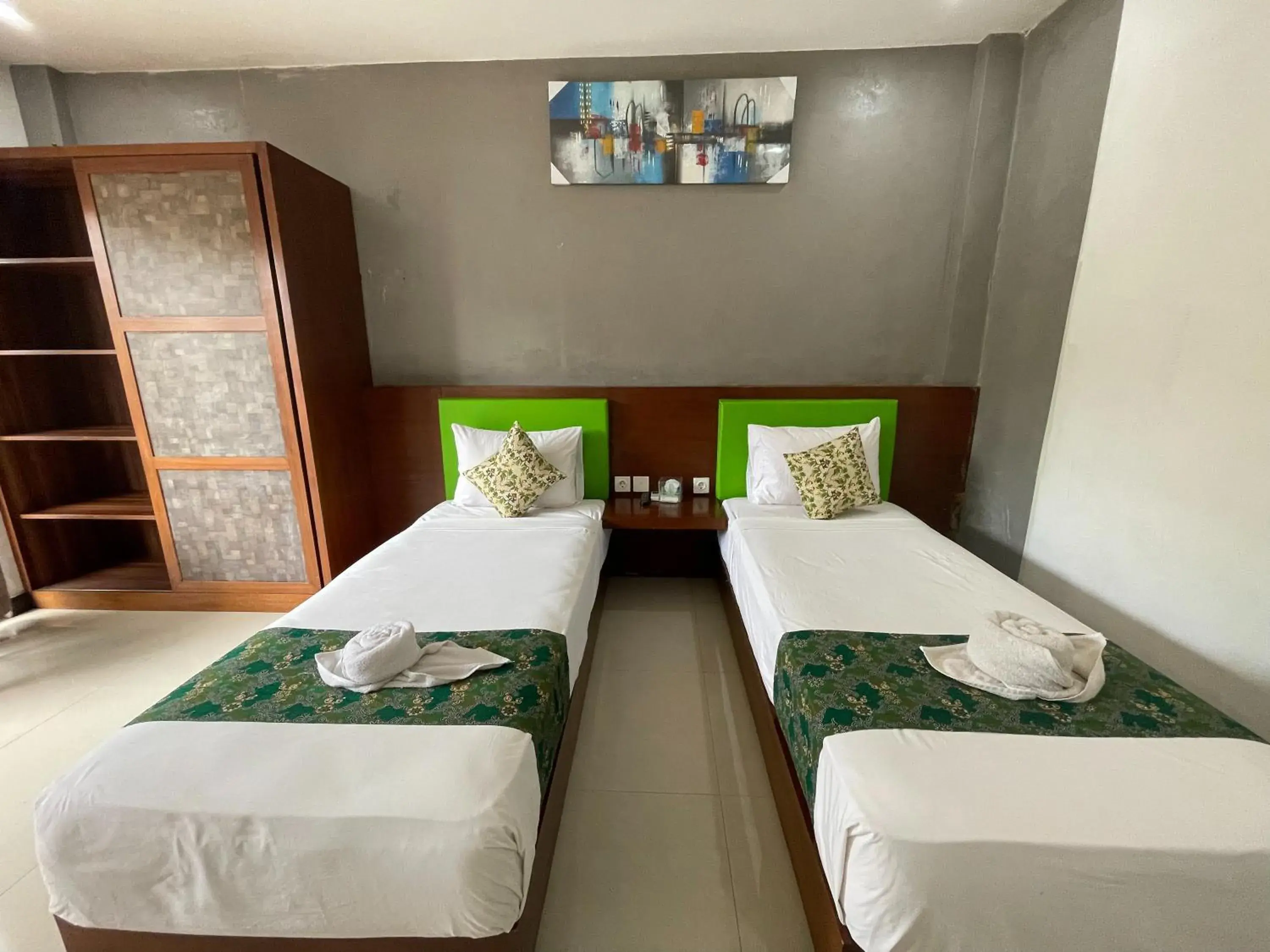 Deluxe Twin Room in Melati Resort & Hotel Kuta Lombok Deluxe Twin Room in Melati Resort & Hotel Kuta Lombok