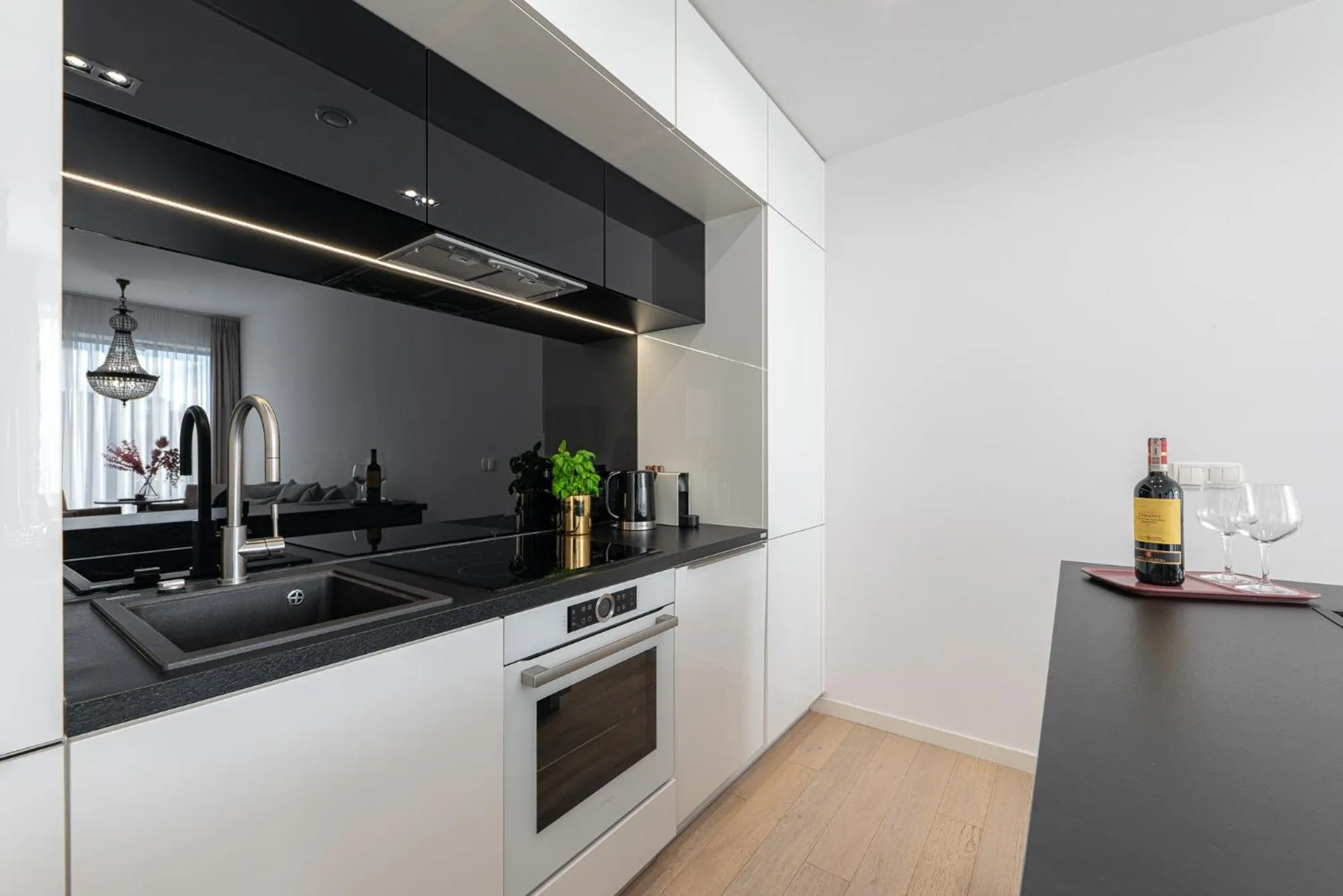 Kitchen or kitchenette in Dune Beach Resort - C