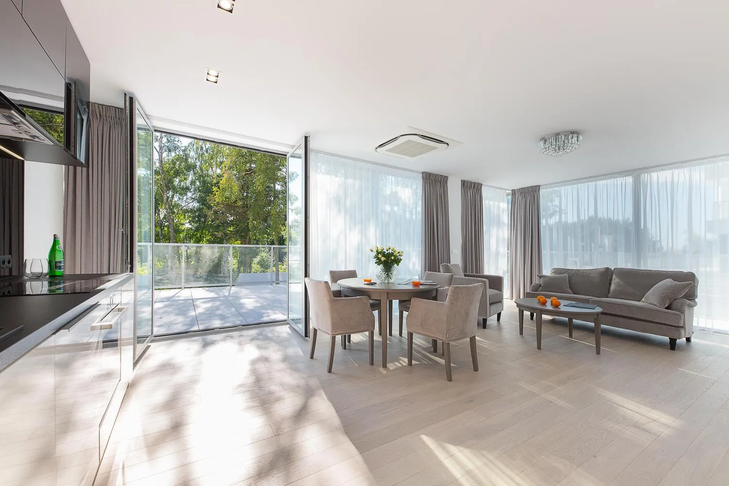 Living room in Dune Beach Resort - C