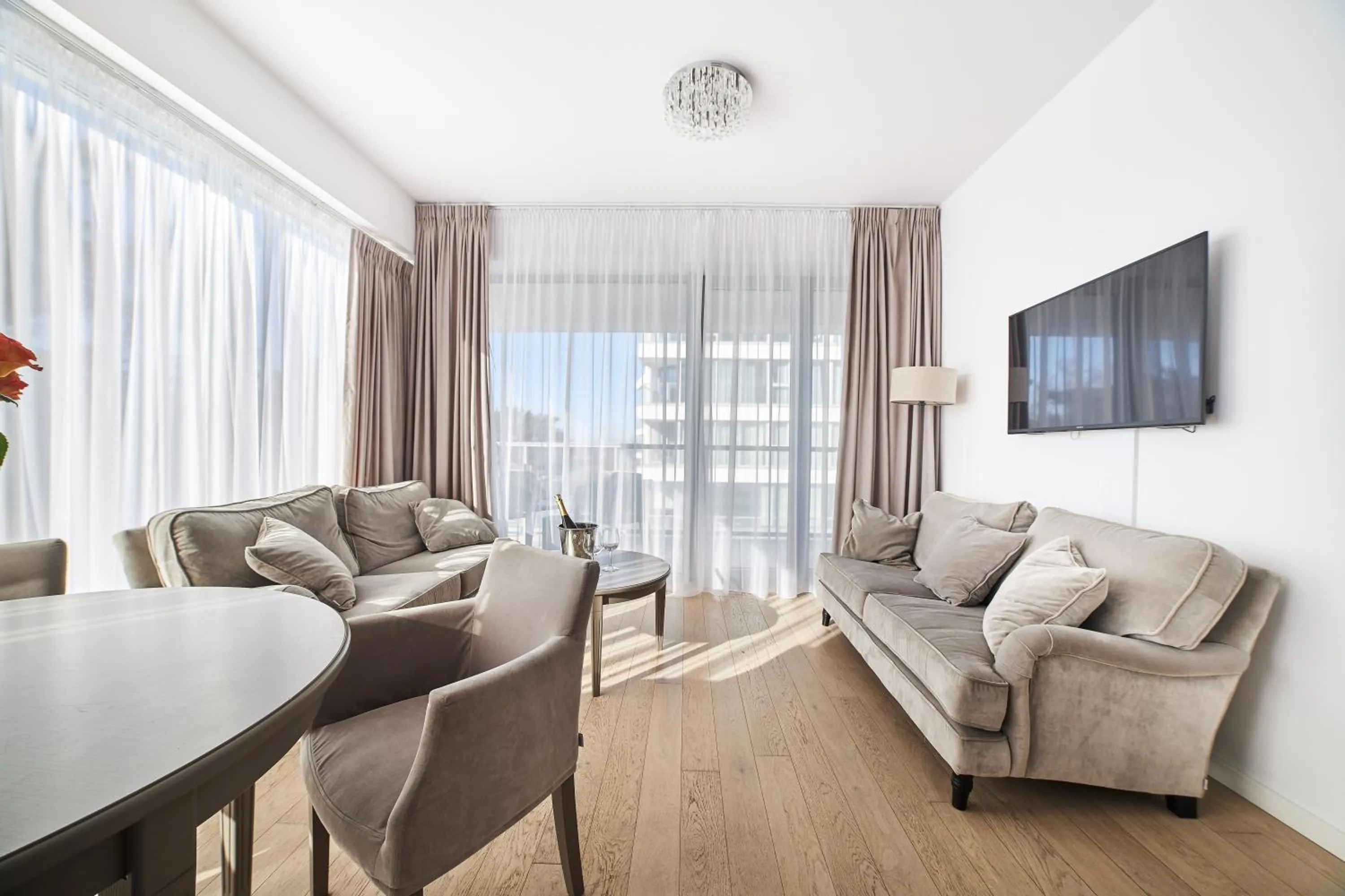 Living room in Dune Beach Resort - C