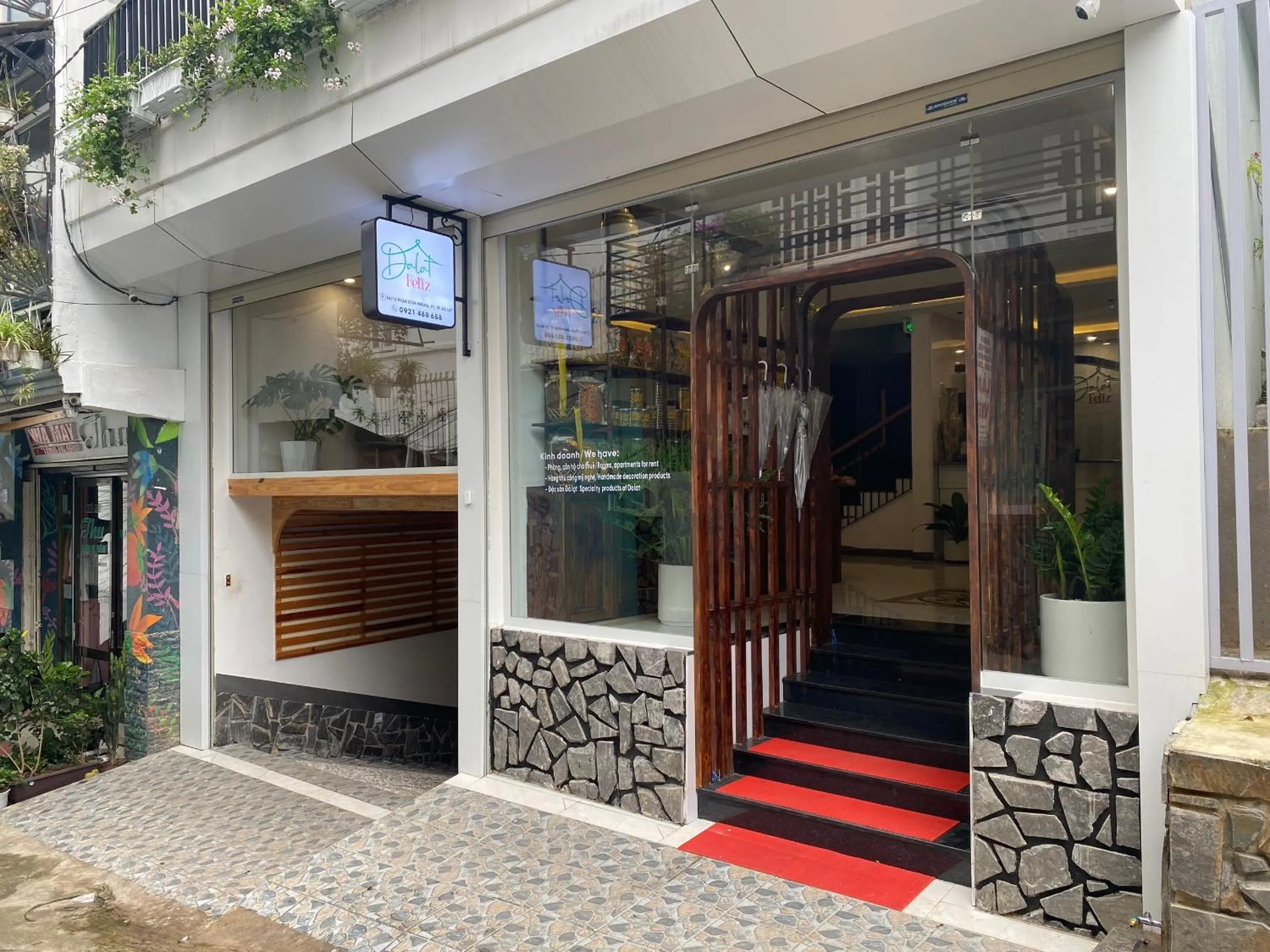 Property building in Feliz Dalat Homestay