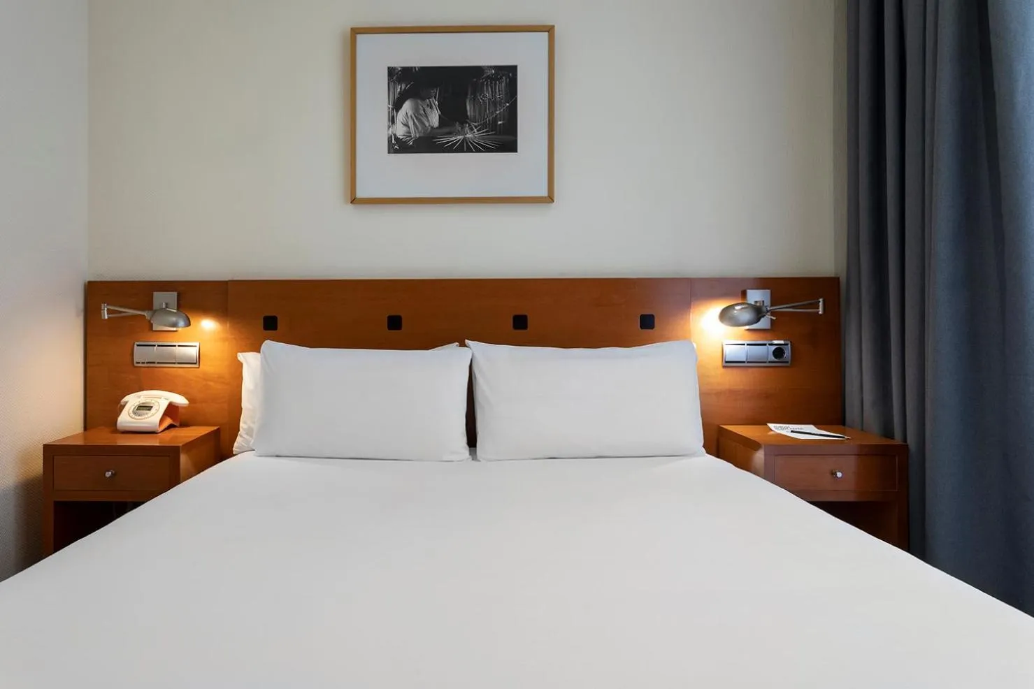 Bed in Petit Palace Cliper-Gran Vía