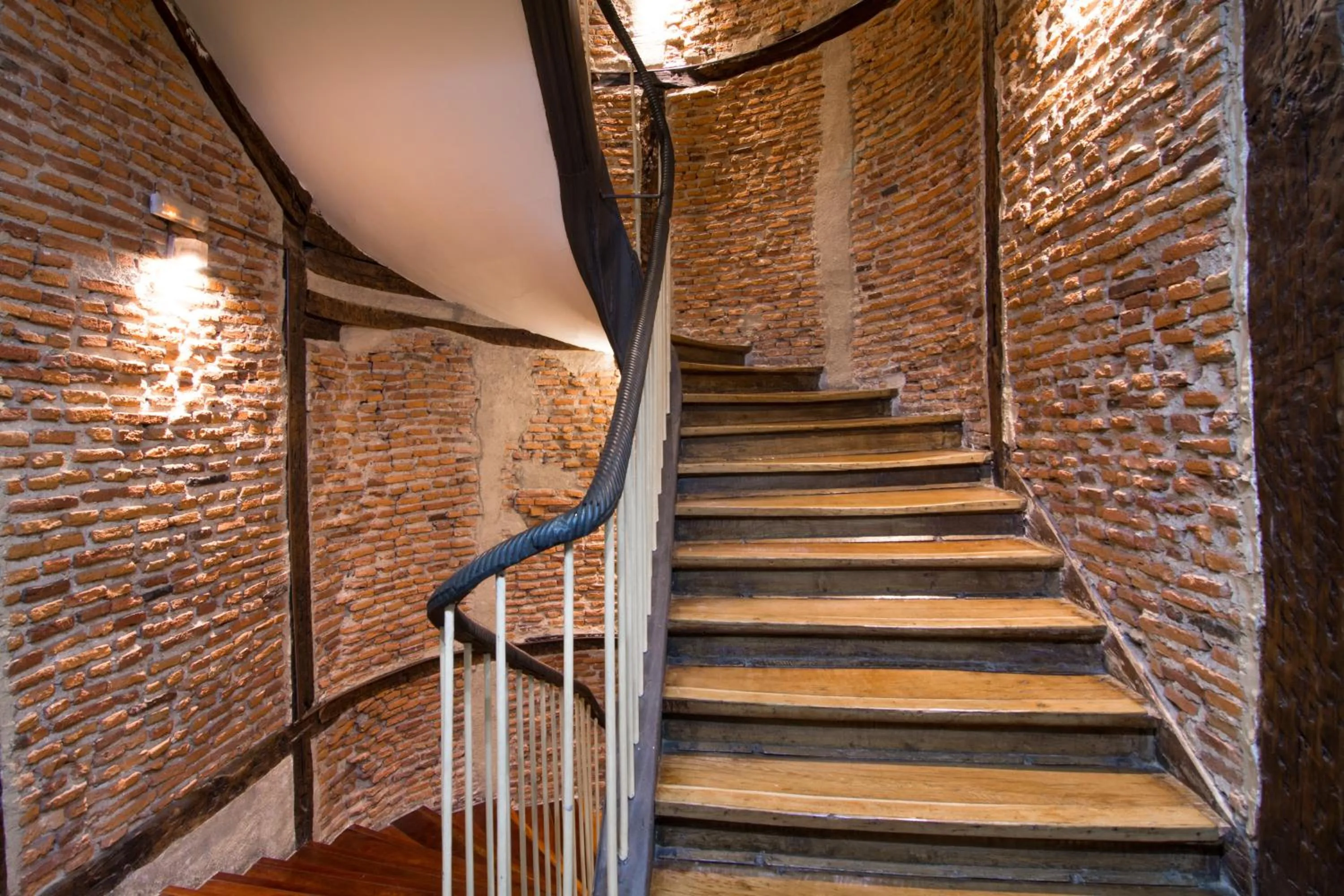 Decorative detail in Petit Palace Arana Bilbao