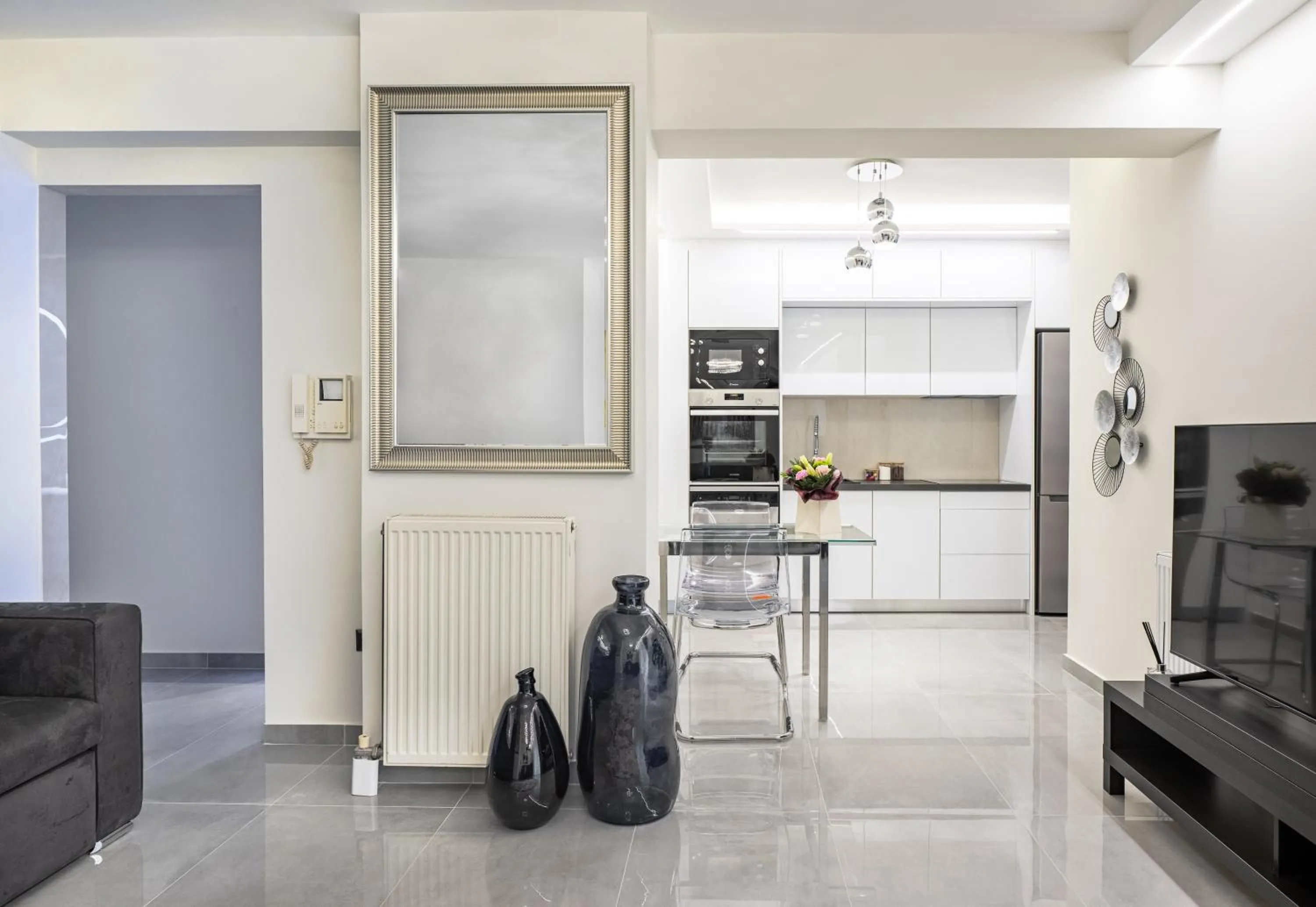 TV and multimedia in Acropolis Cozy Apartments