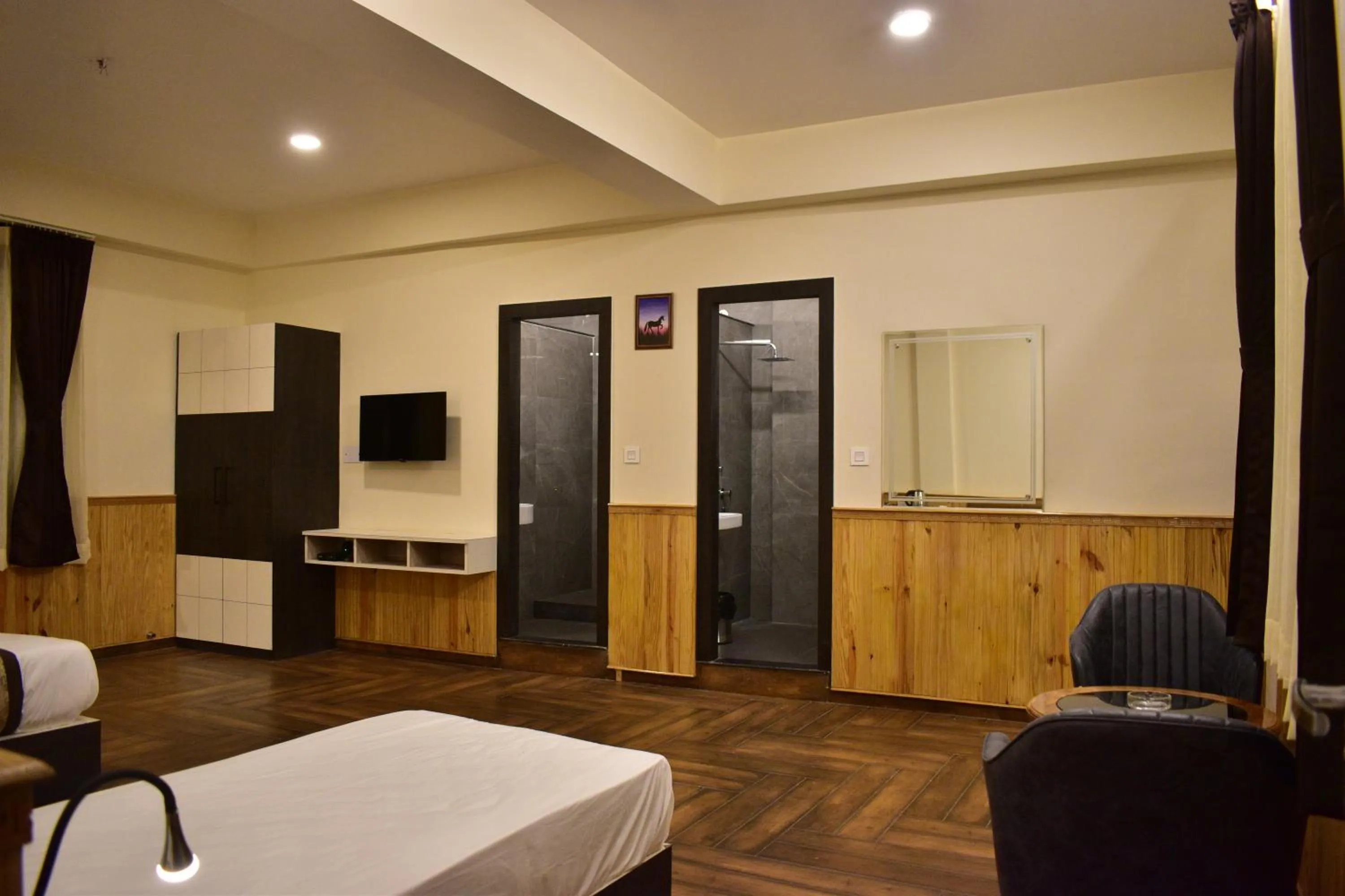 Toilet in HOTEL MONTANA VYOO