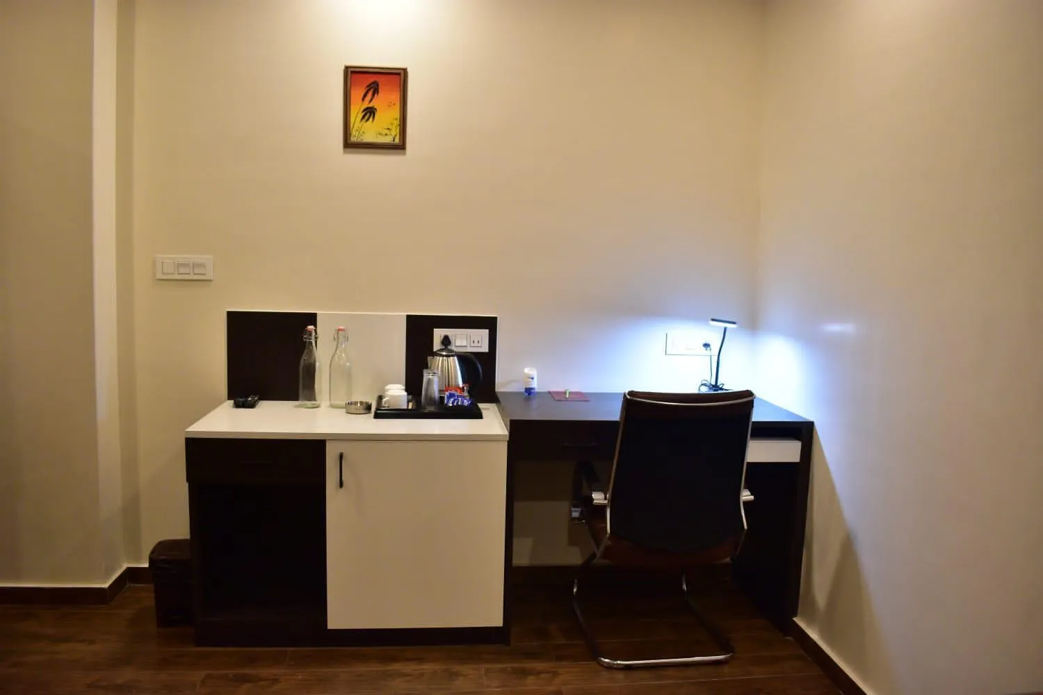 hair dresser in HOTEL MONTANA VYOO