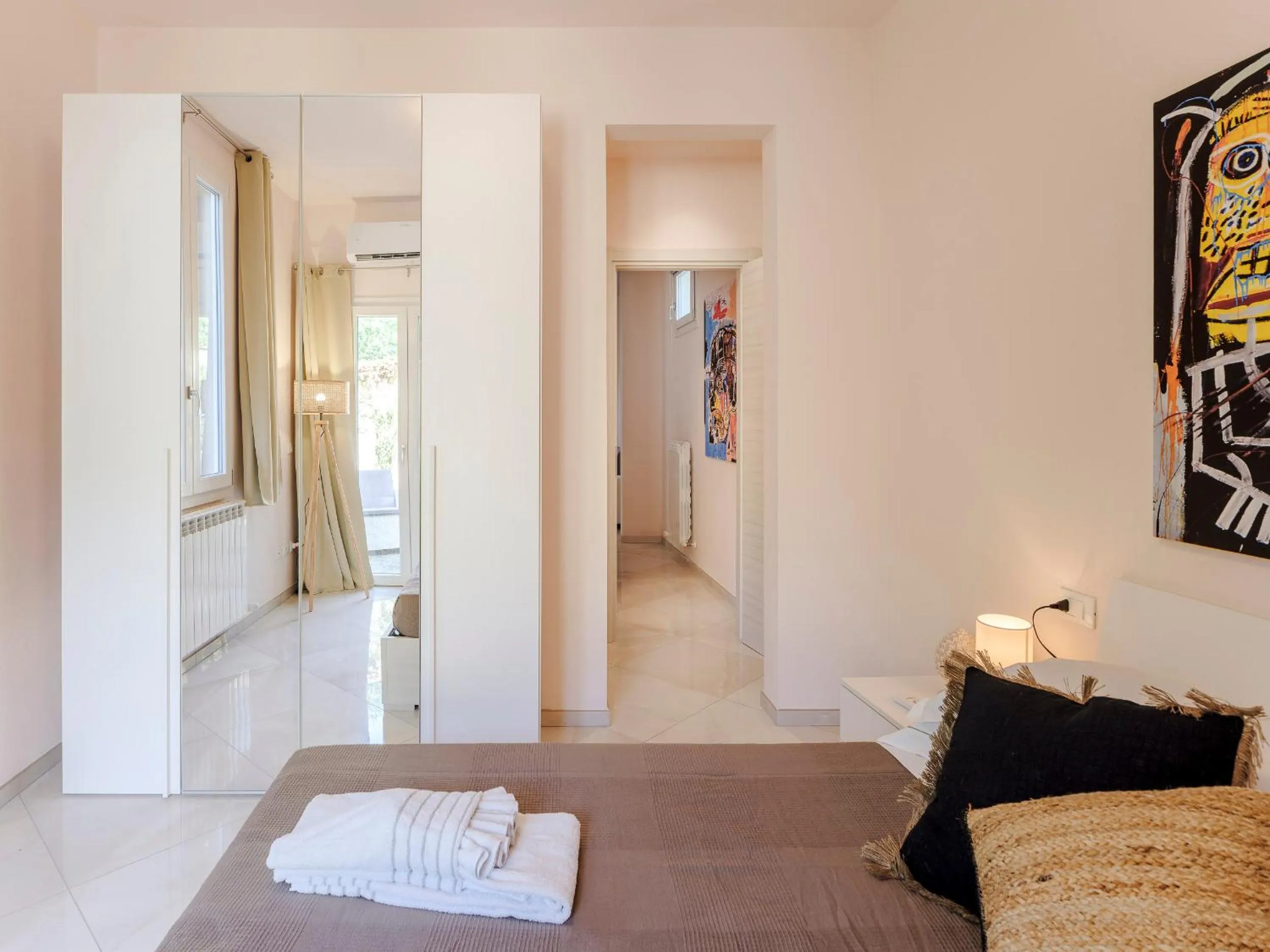 Bedroom, Bed in Villa Royal B&B