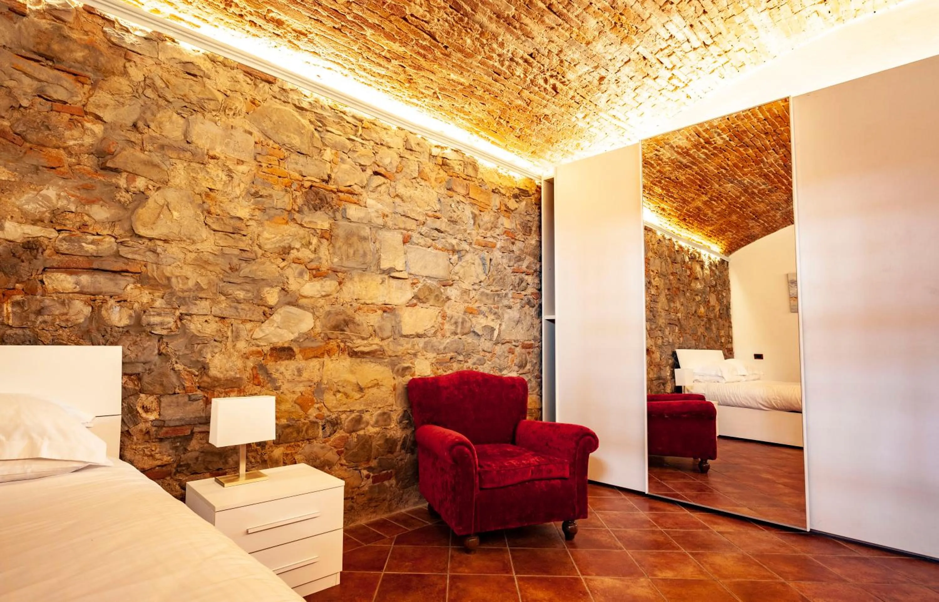 Bedroom, Bed in Villa Royal B&B