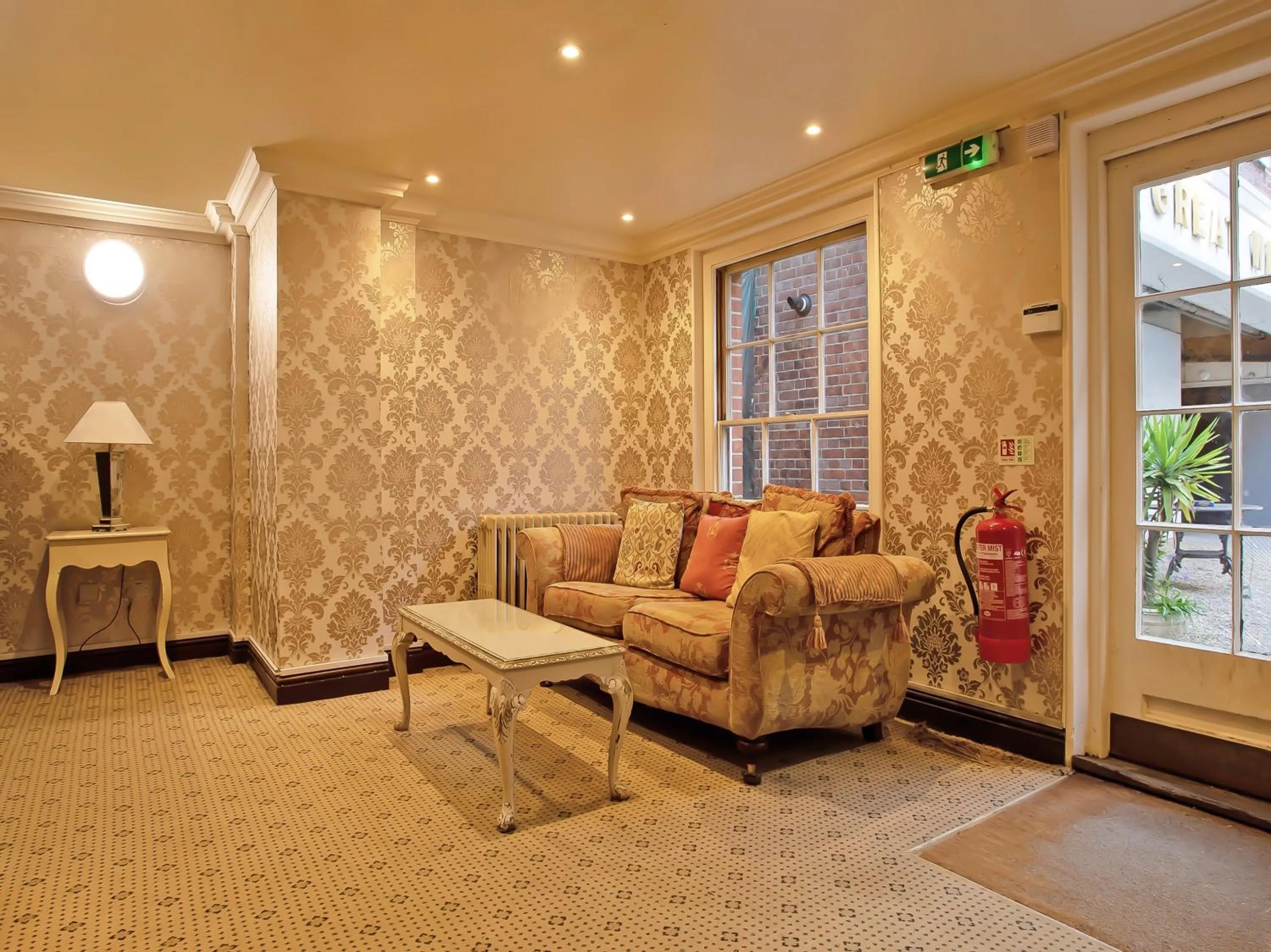 Lobby or reception in Great White Horse Hotel