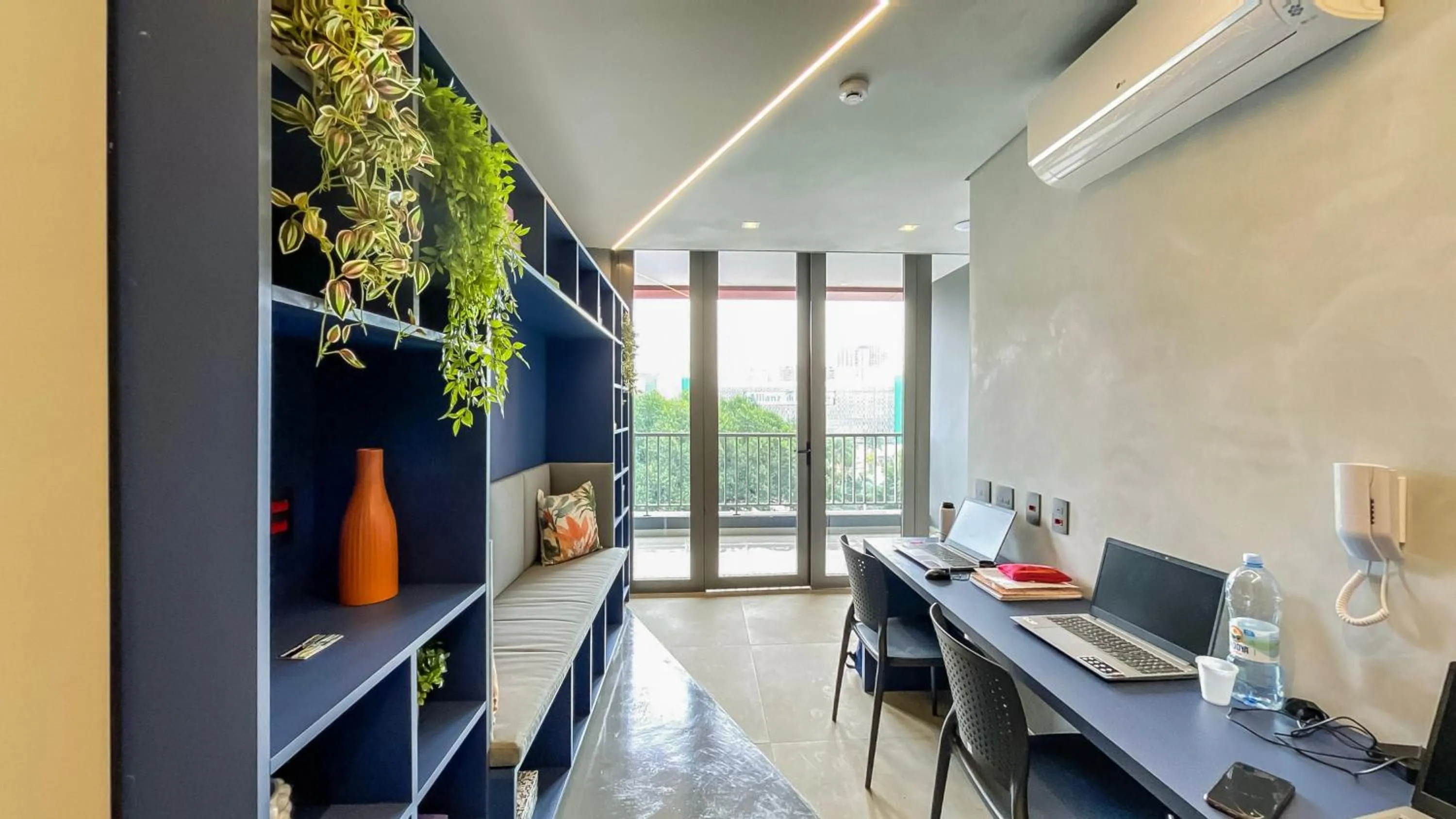 Living room in 360 VN Turiassú by Housi