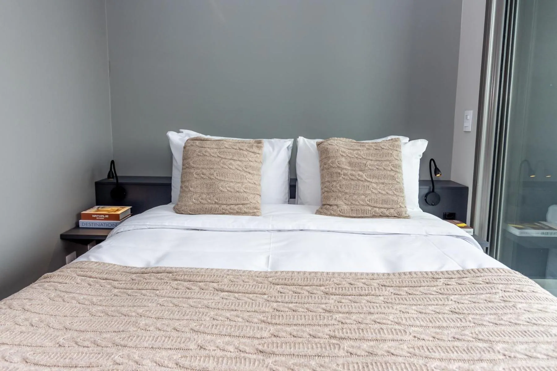 Bedroom, Bed in 360 VN Turiassú by Housi