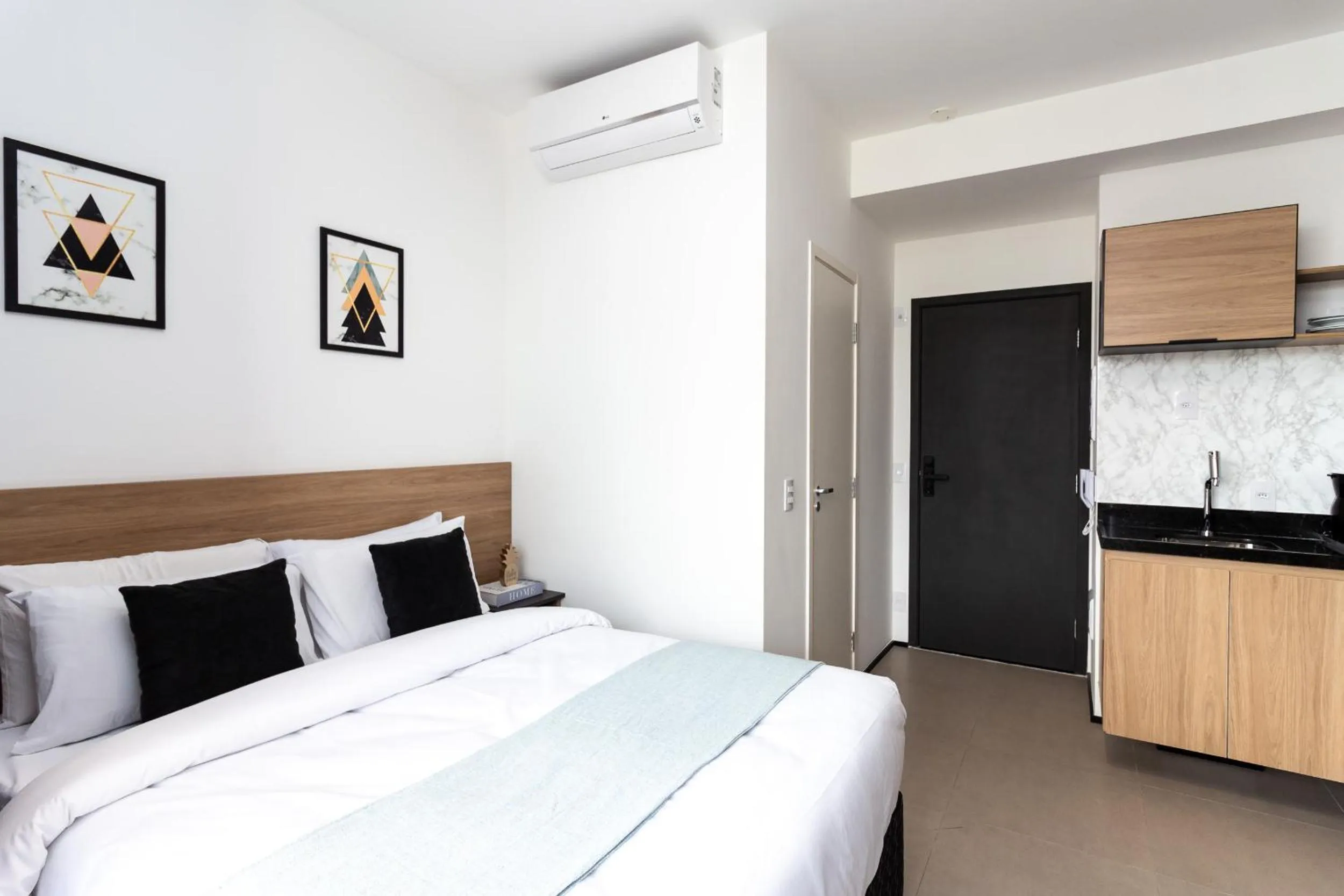 Bed in 360 VN Turiassú by Housi