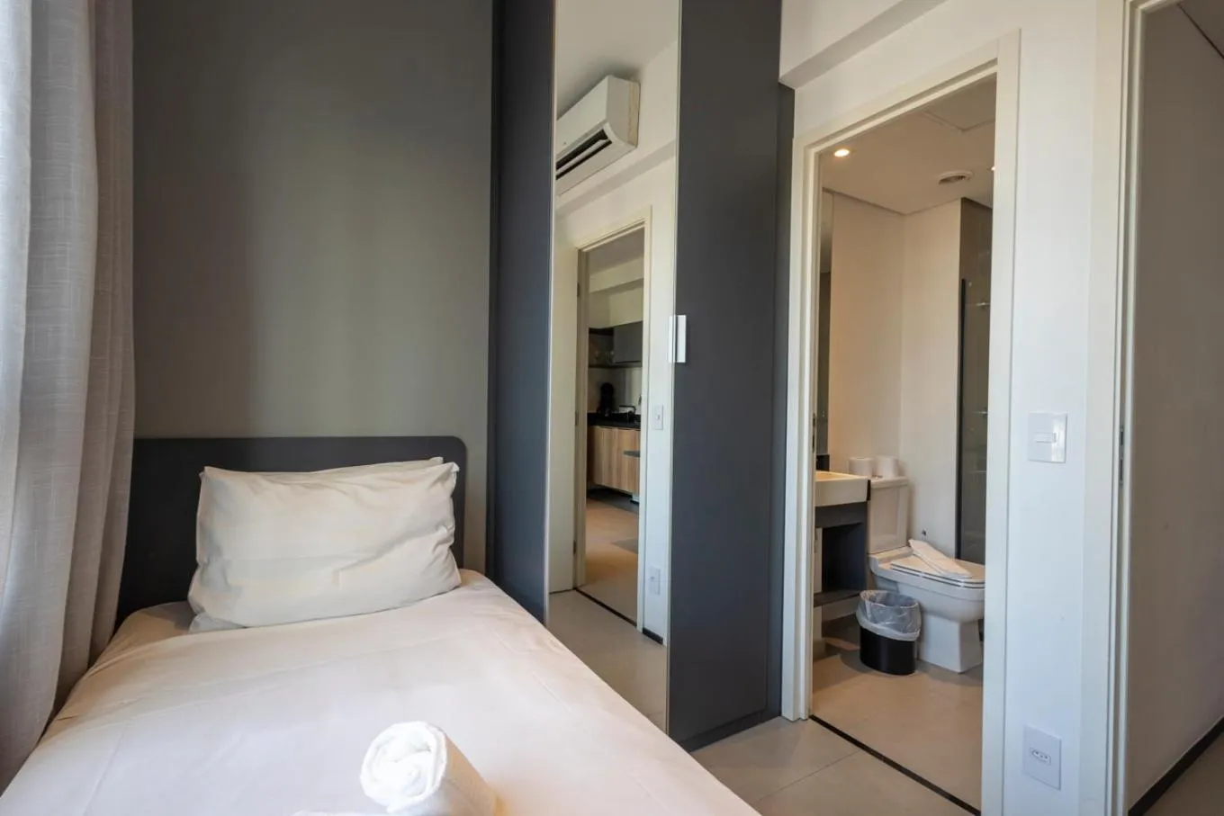 Bedroom, Bed in 360 VN Turiassú by Housi