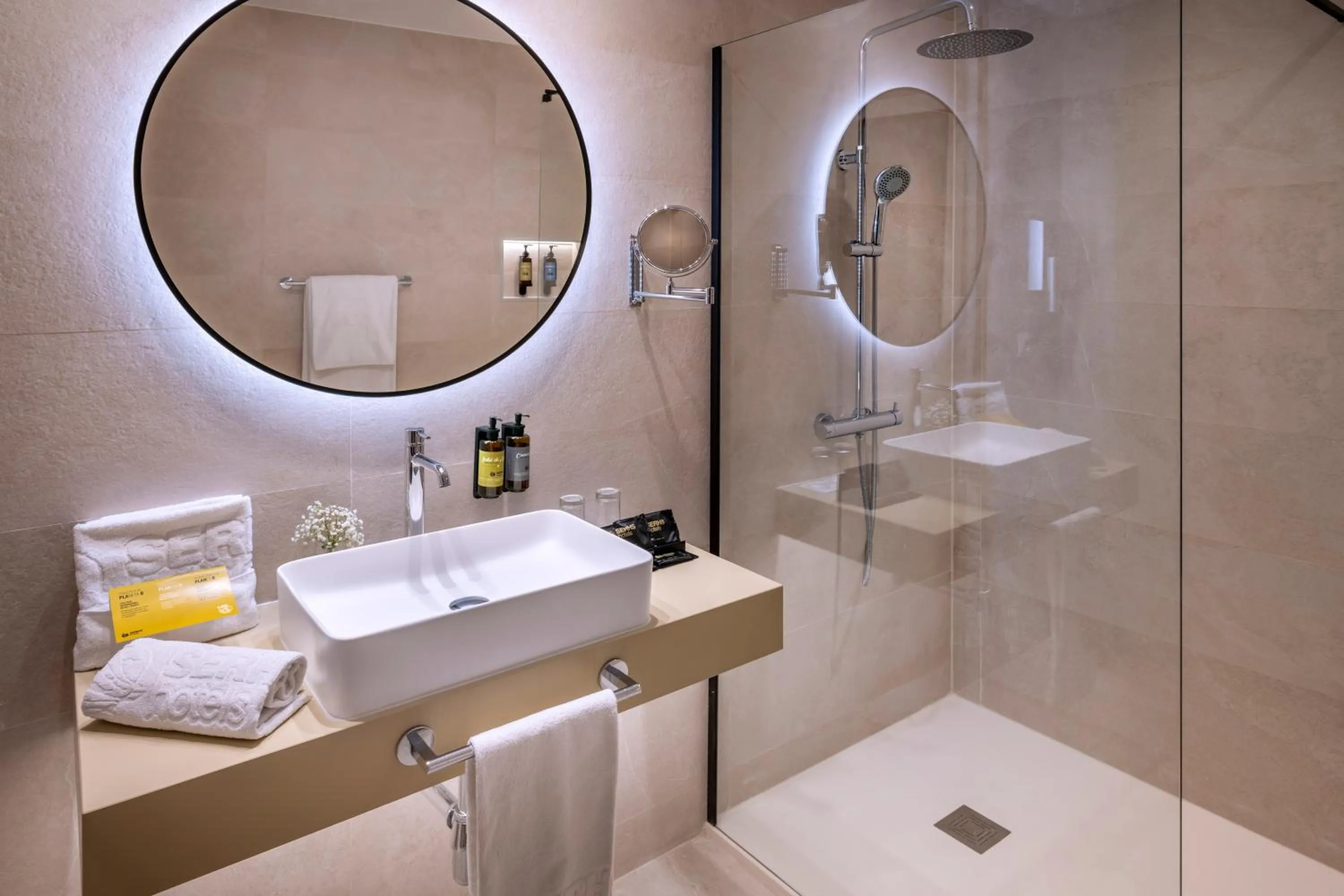 Bathroom in Hotel SERHS Rivoli Rambla