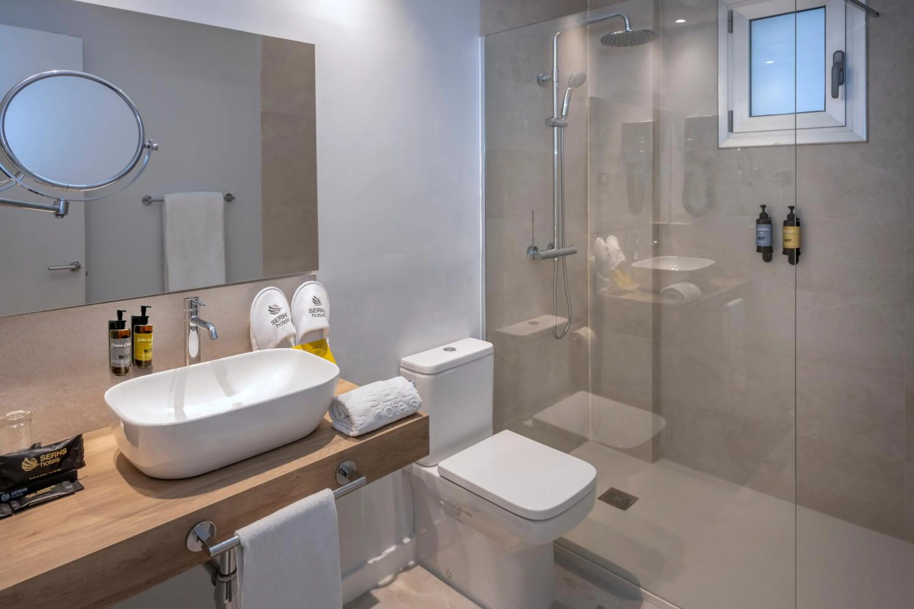 Bathroom in Hotel SERHS Rivoli Rambla