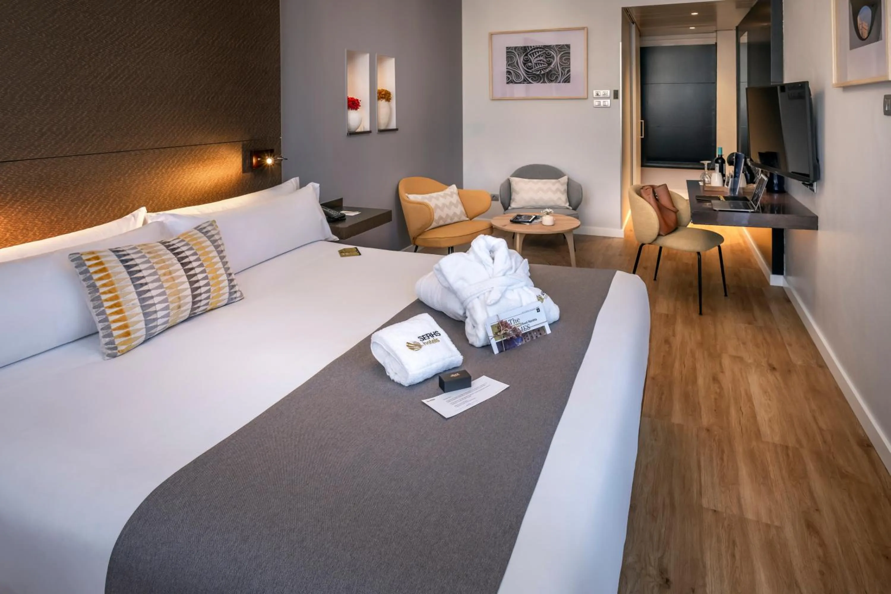 Photo of the whole room, Bed in Hotel SERHS Rivoli Rambla