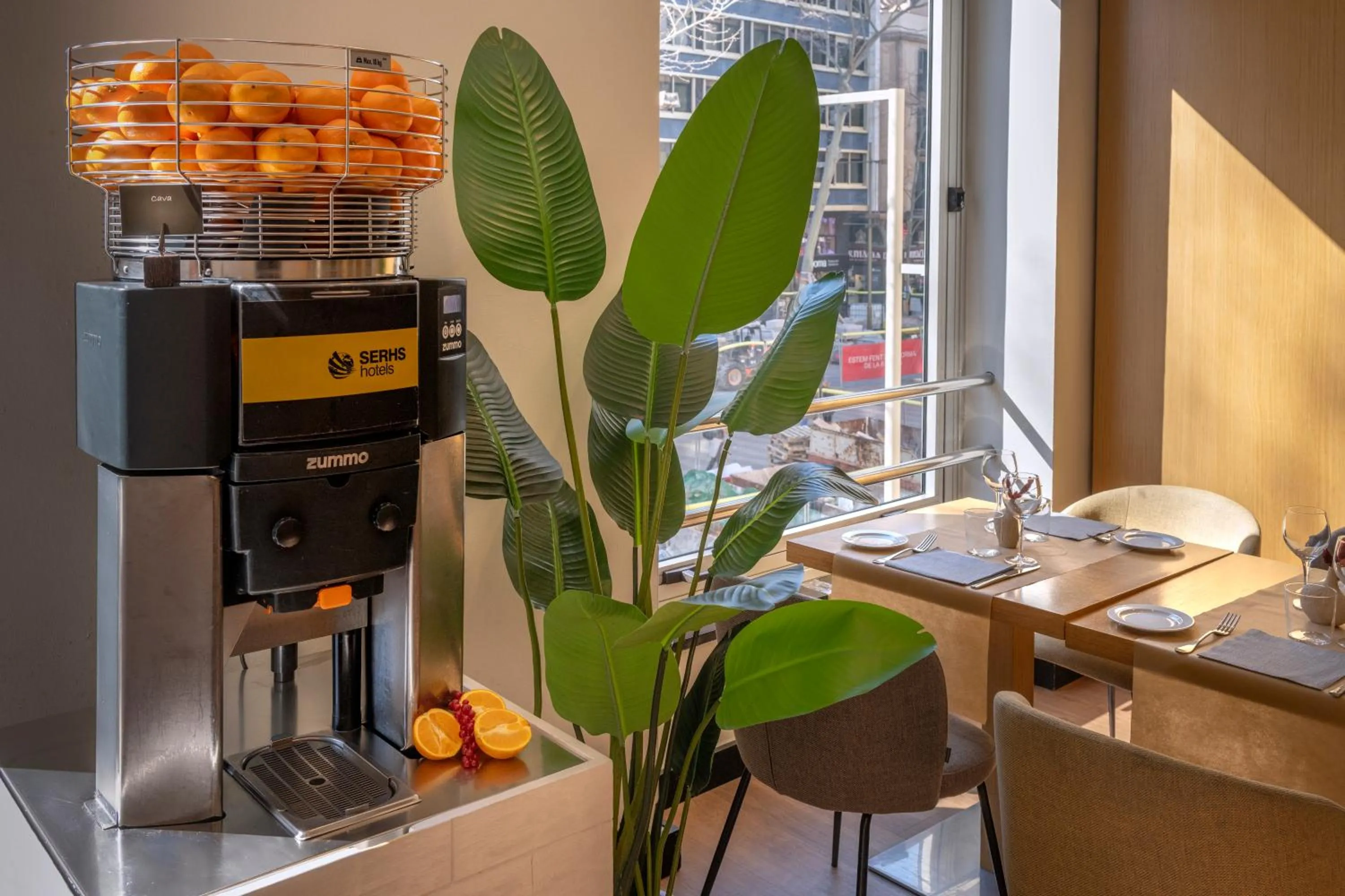 Breakfast in Hotel SERHS Rivoli Rambla