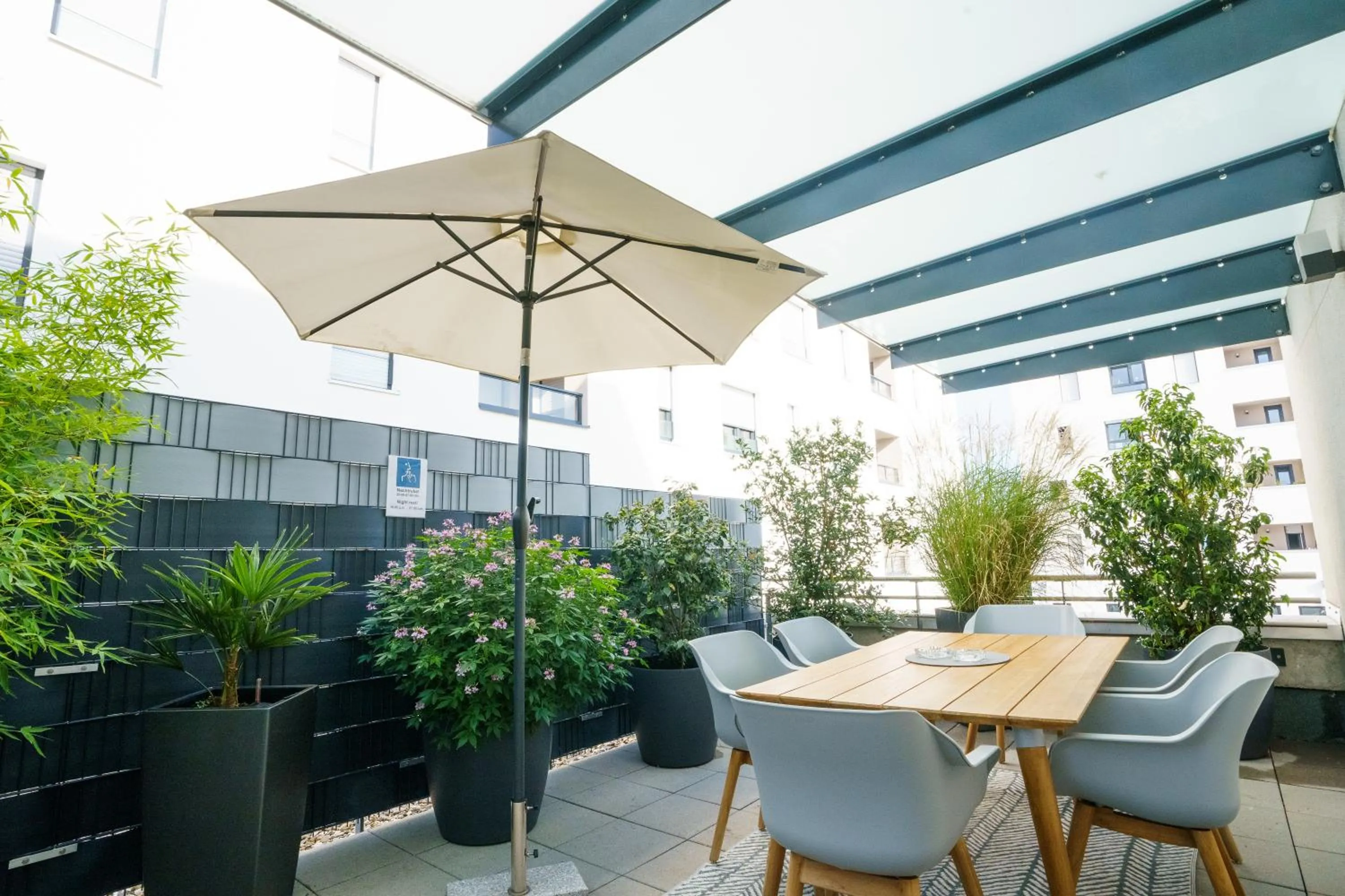 Balcony/Terrace in SERVENTO Boardinghouse