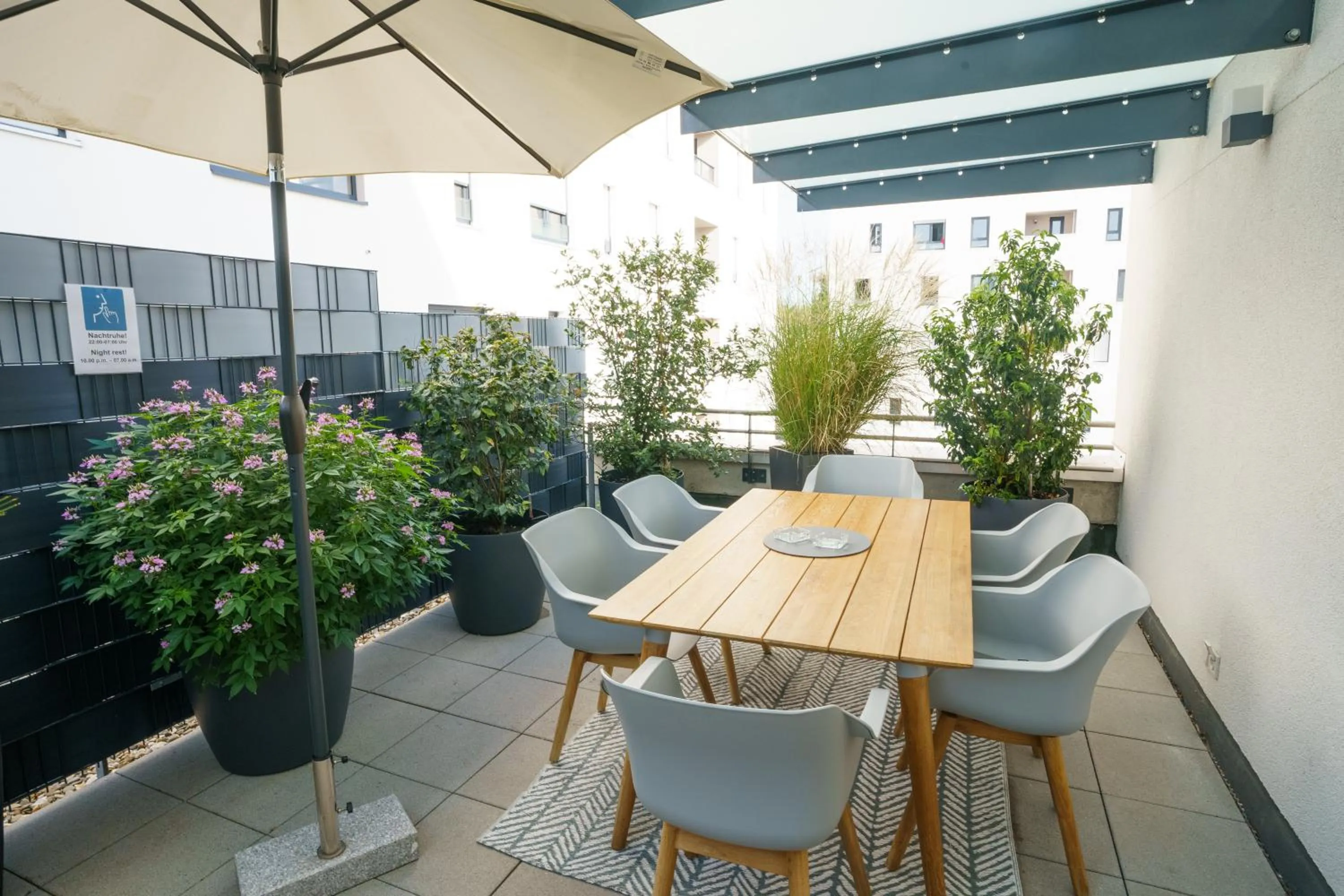 Balcony/Terrace in SERVENTO Boardinghouse
