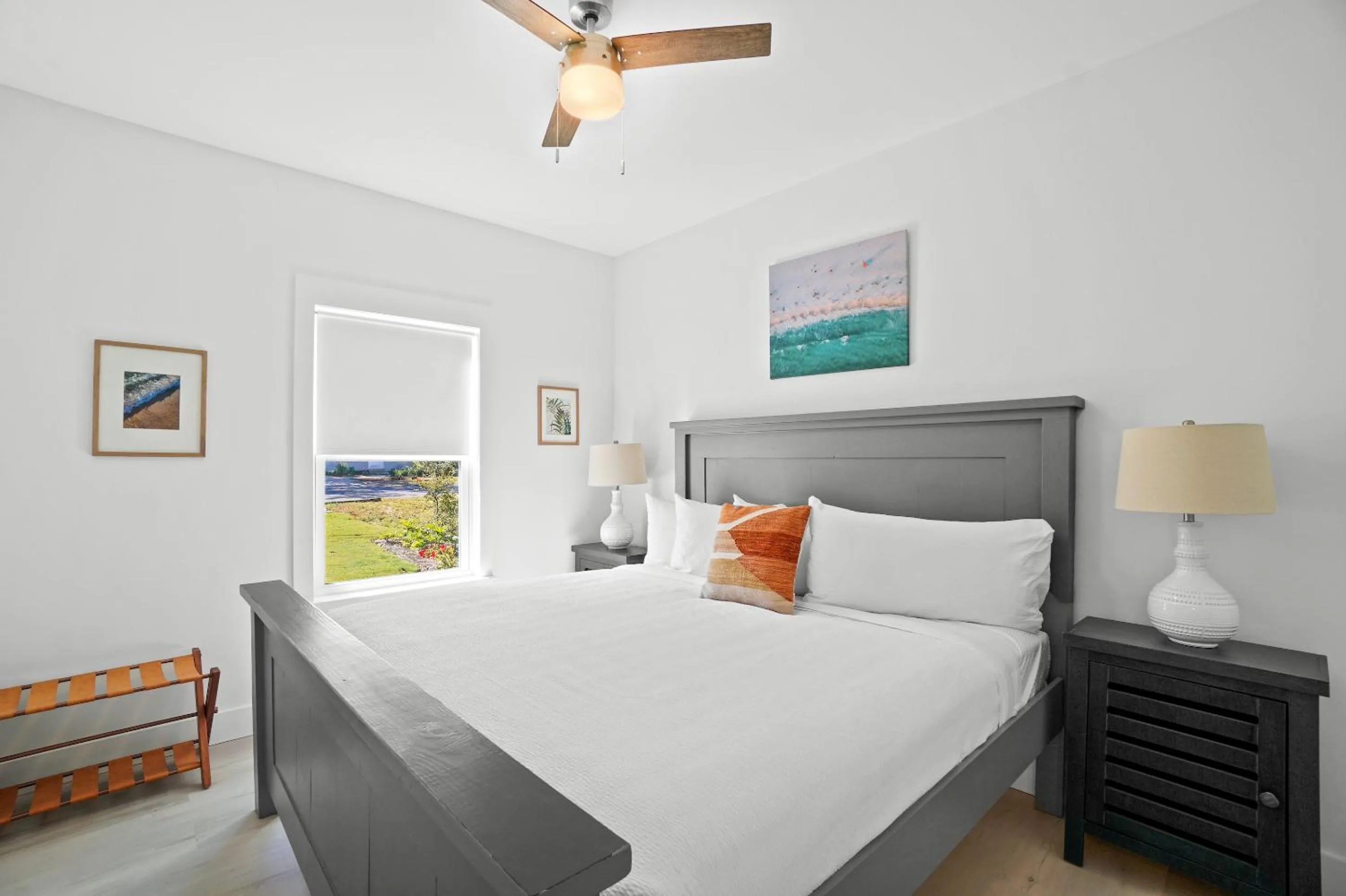 Bed in Beach House w/Private Pool - The Sanderling