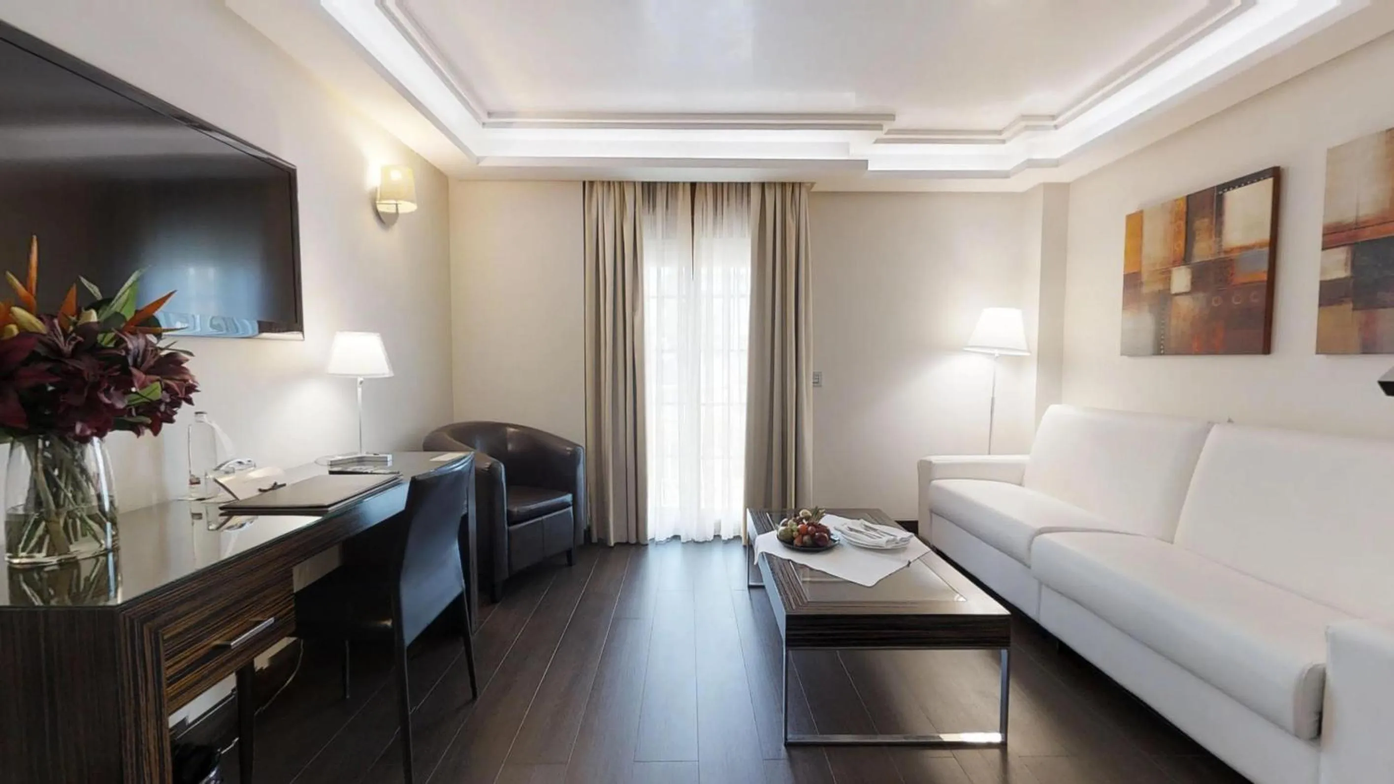 Living room, Bed in Vincci Selección Aleysa