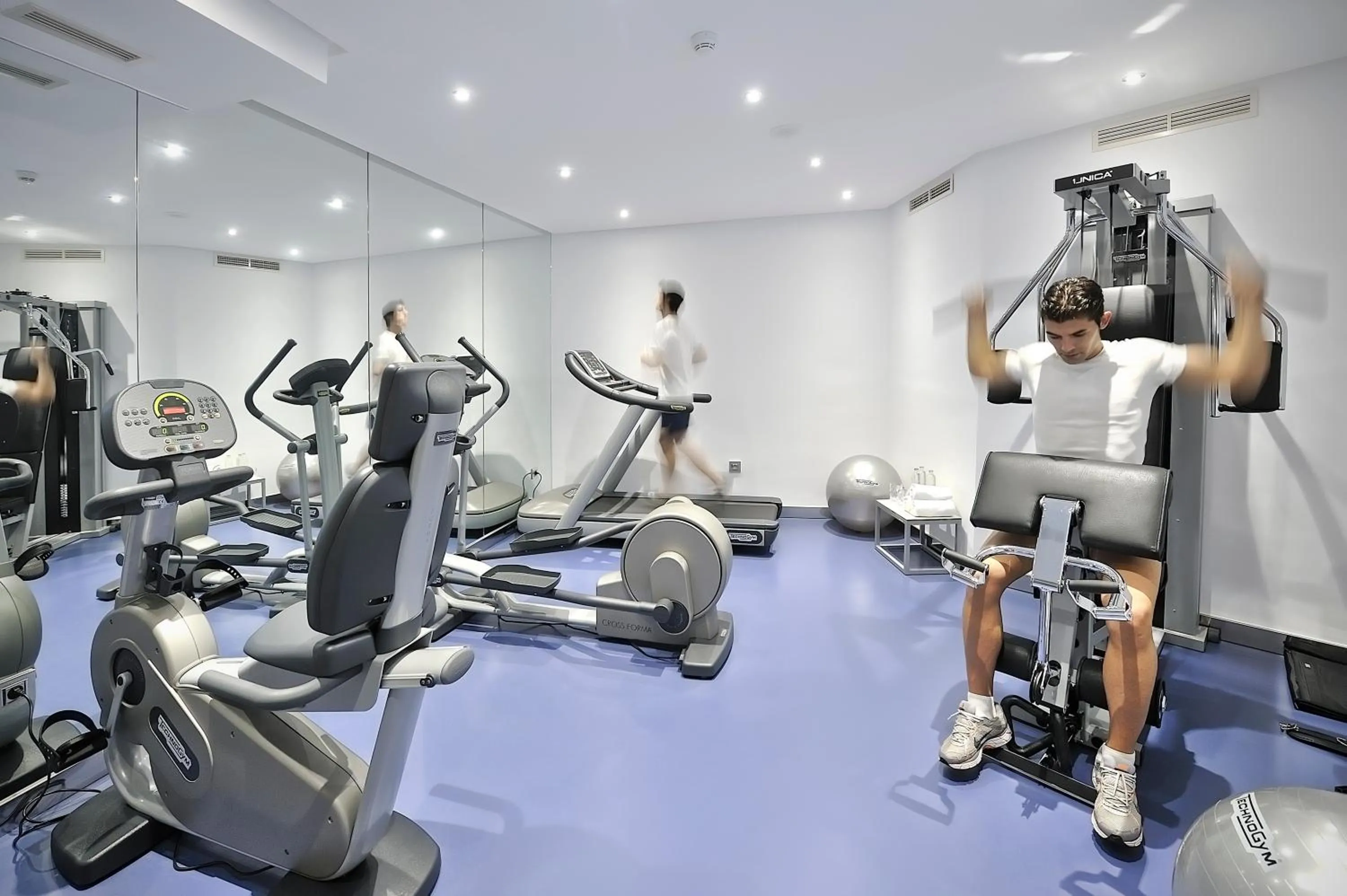 People in Vincci Selección Aleysa