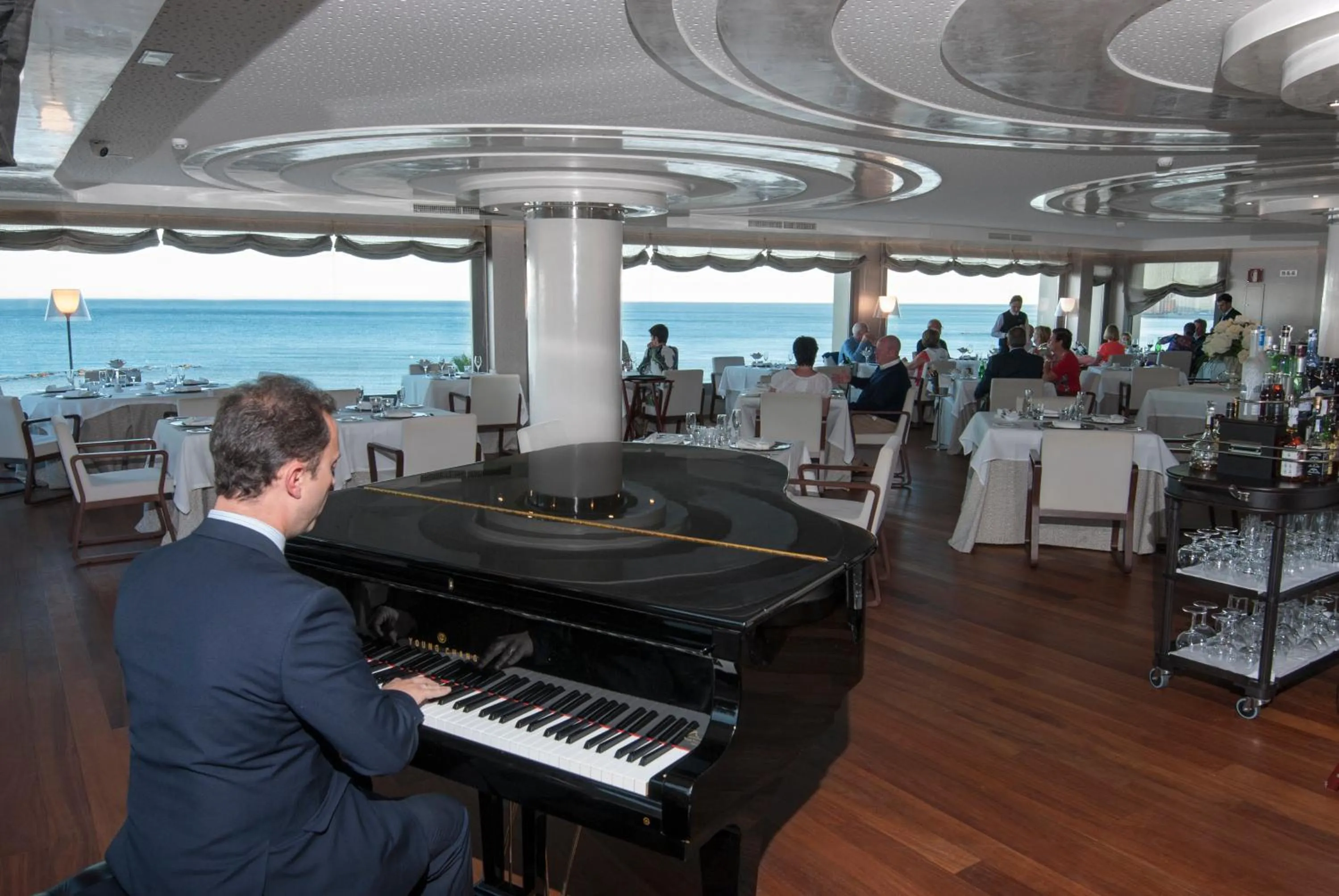 Restaurant/places to eat in Vincci Selección Aleysa