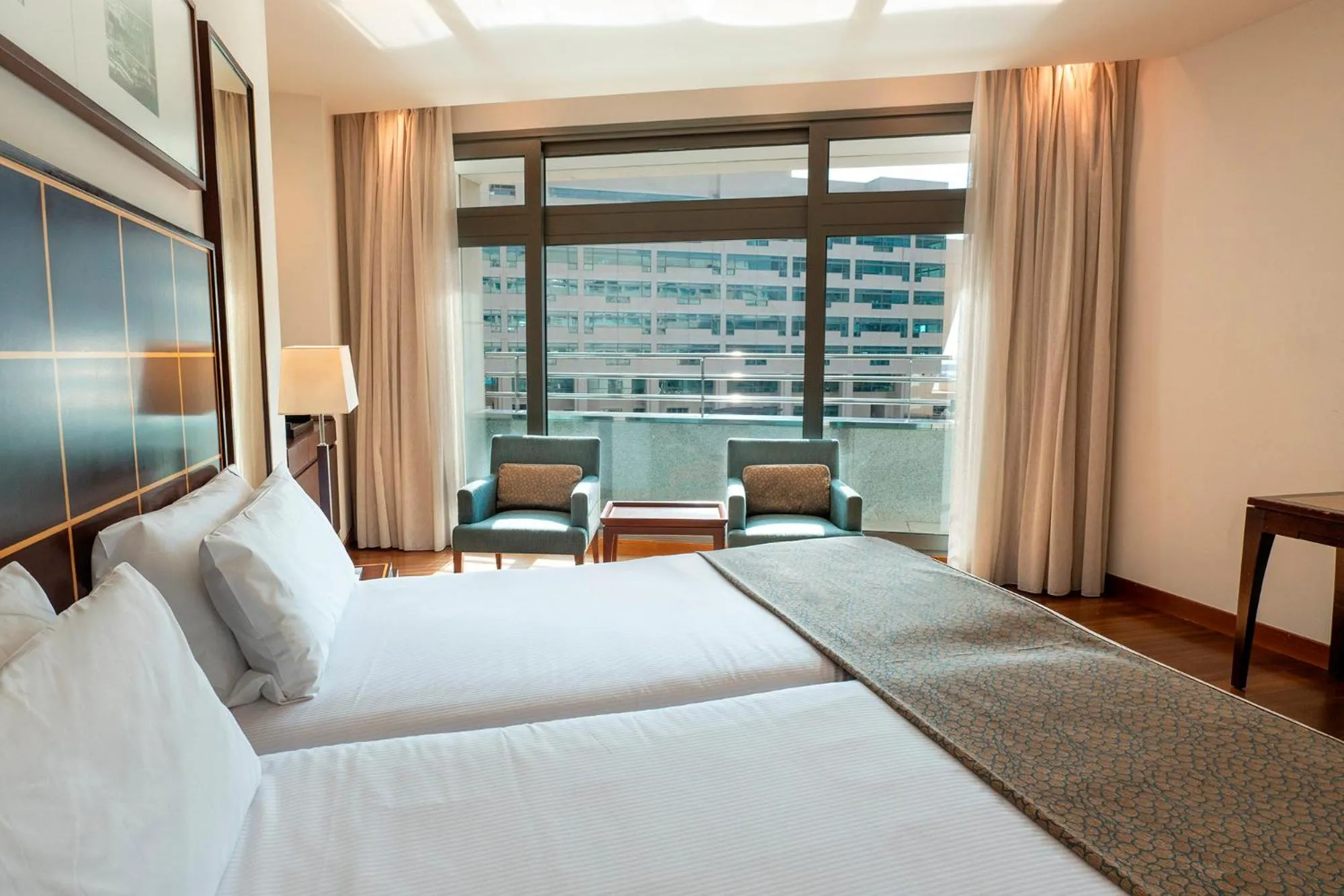 Bedroom, Bed in Eurostars Grand Marina Hotel GL