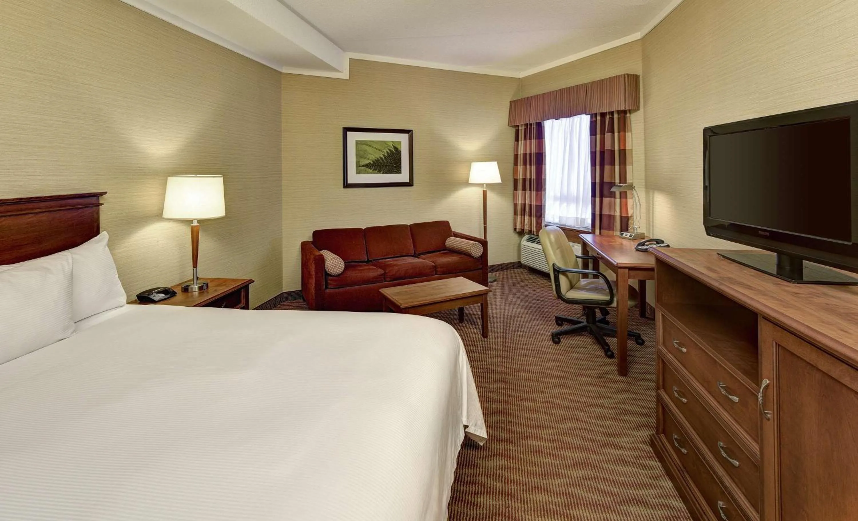 Photo of the whole room, Bed in The Water Tower Inn - BW Premier Collection