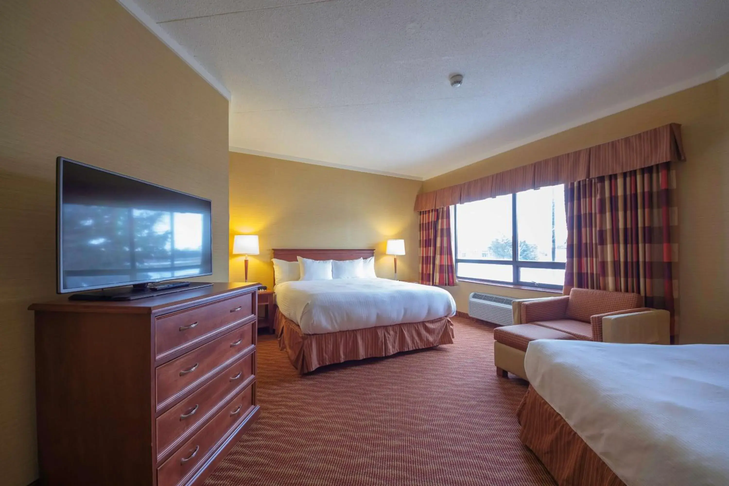 King Suite with Sofa Bed - Non-Smoking in The Water Tower Inn - BW Premier Collection King Suite with Sofa Bed - Non-Smoking in The Water Tower Inn - BW Premier Collection