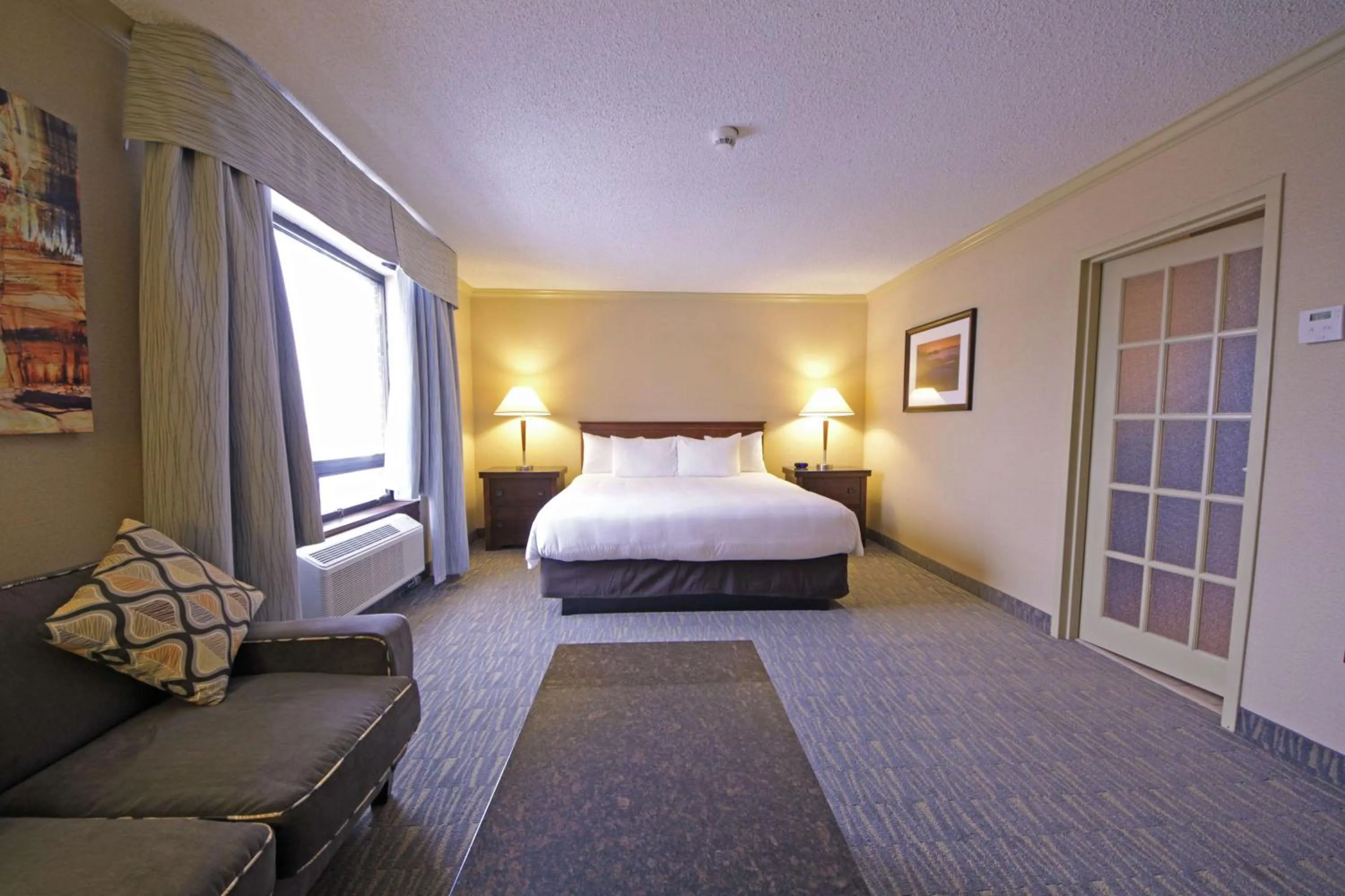 Photo of the whole room, Bed in The Water Tower Inn - BW Premier Collection