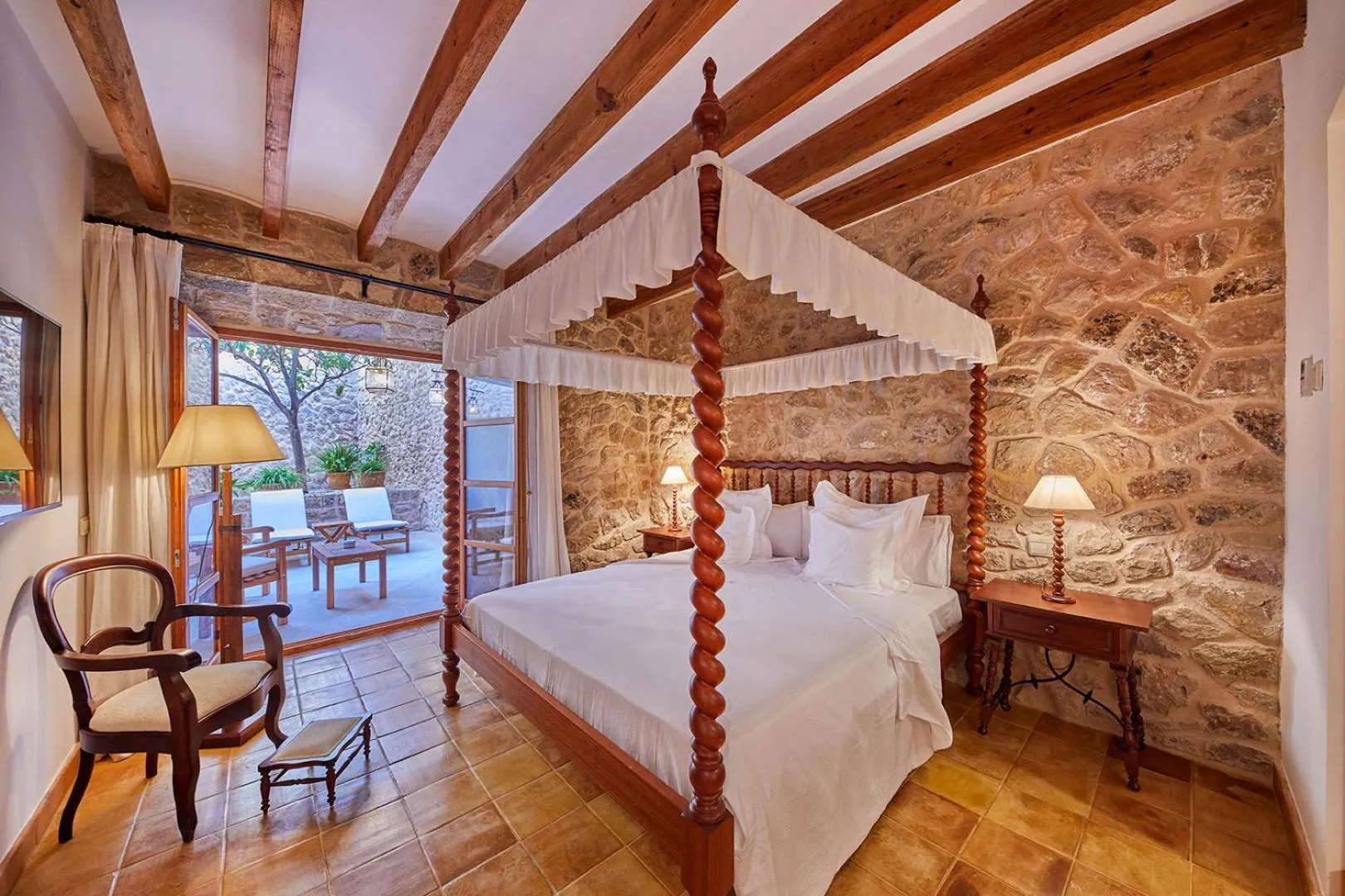 Patio, Bed in Cas Comte Suites & Spa - Adults Only