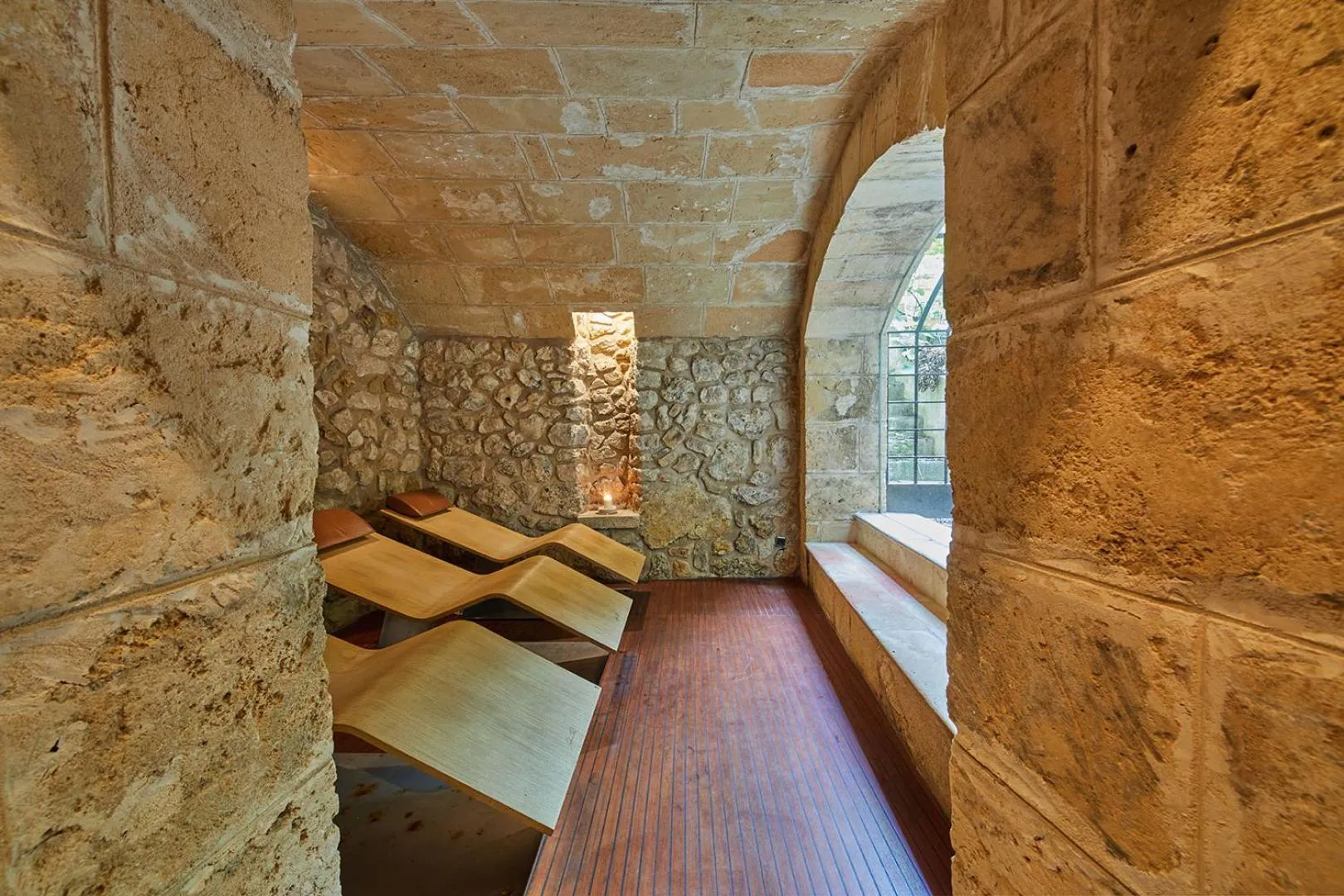 Solarium, Bed in Cas Comte Suites & Spa - Adults Only