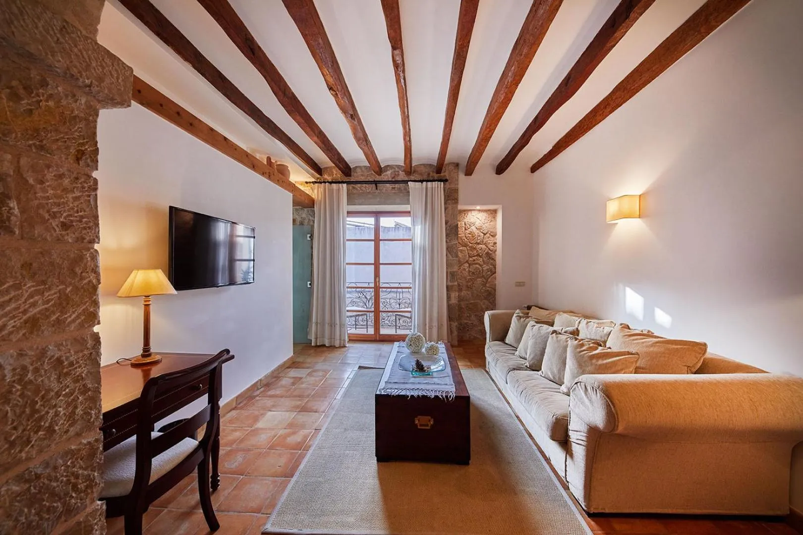 Living room, Bed in Cas Comte Suites & Spa - Adults Only